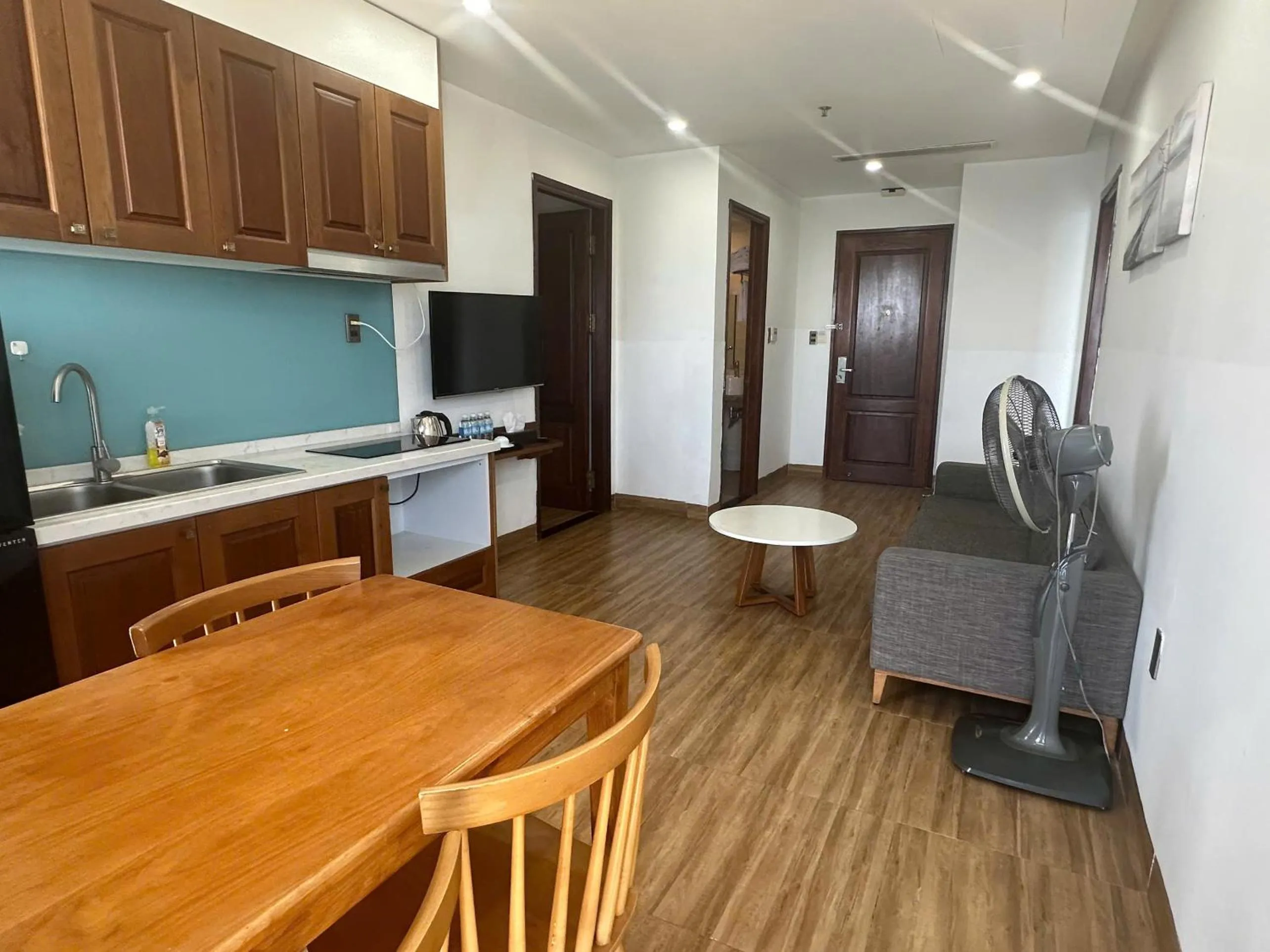 stove in Alisia Beach Hotel Da Nang