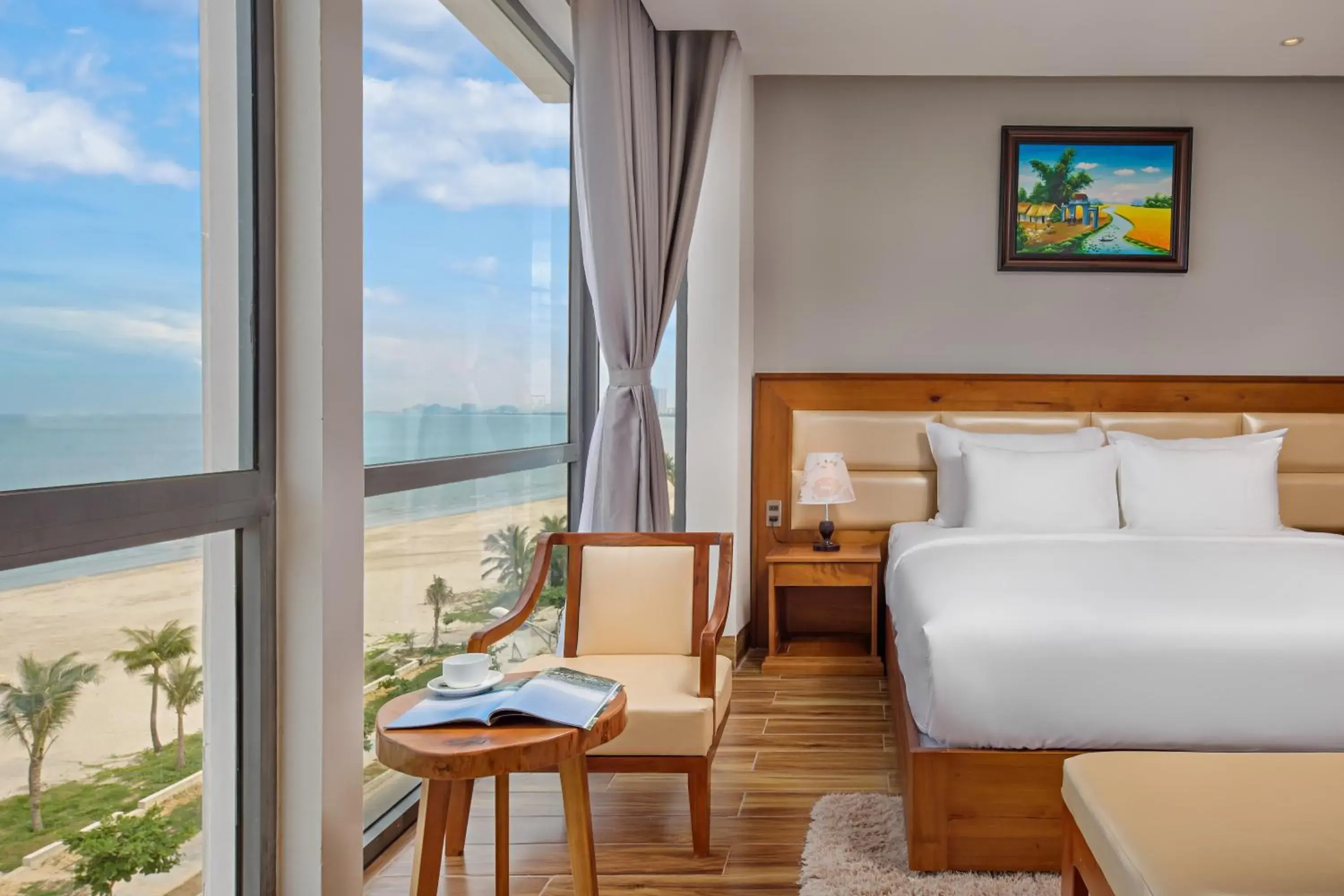 King Suite with Sea View in DAO NGOC BEACH HOTEL Da Nang King Suite with Sea View in DAO NGOC BEACH HOTEL Da Nang