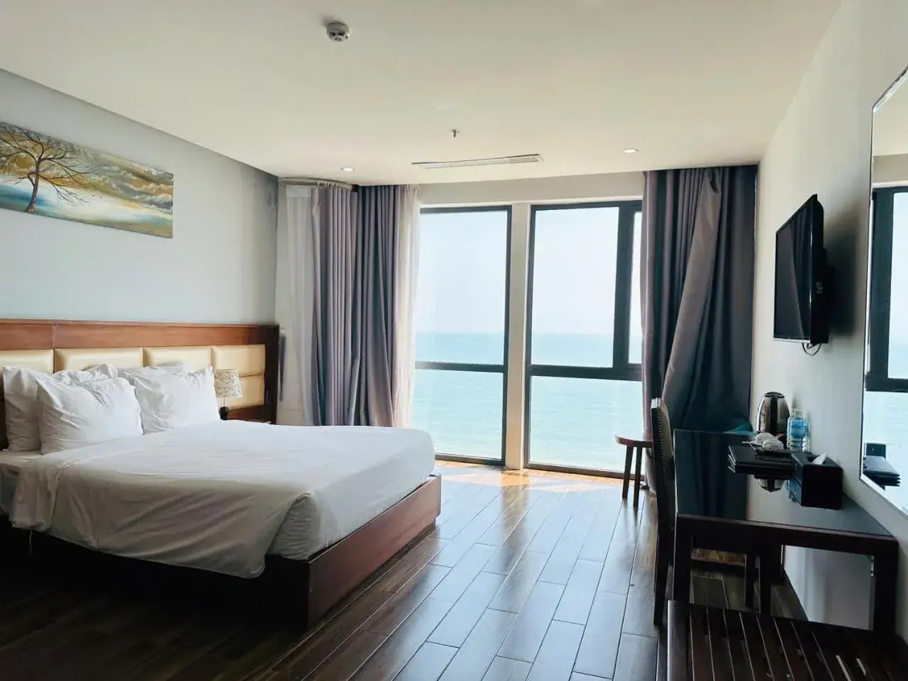 Sea view in Alisia Beach Hotel Da Nang Sea view in Alisia Beach Hotel Da Nang