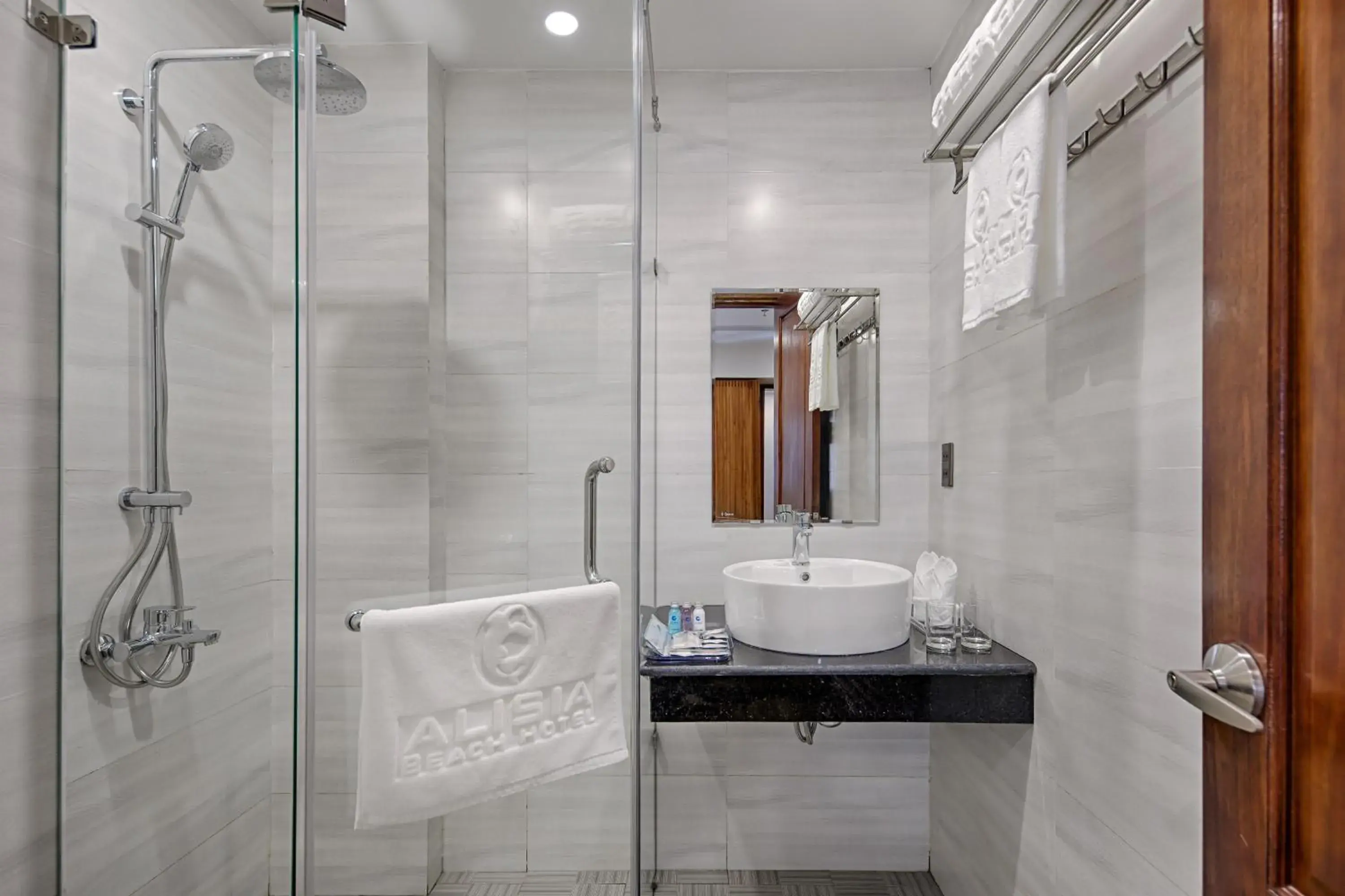 Twin Room in DAO NGOC BEACH HOTEL Da Nang Twin Room in DAO NGOC BEACH HOTEL Da Nang