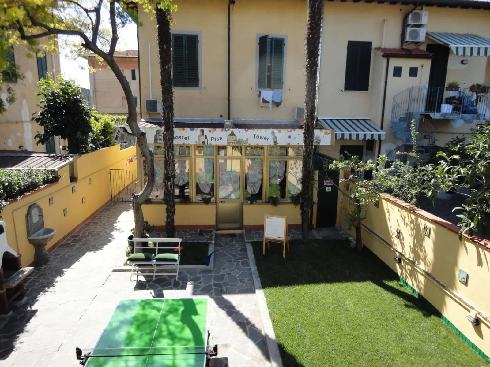 Property building in Hostel Pisa Tower
