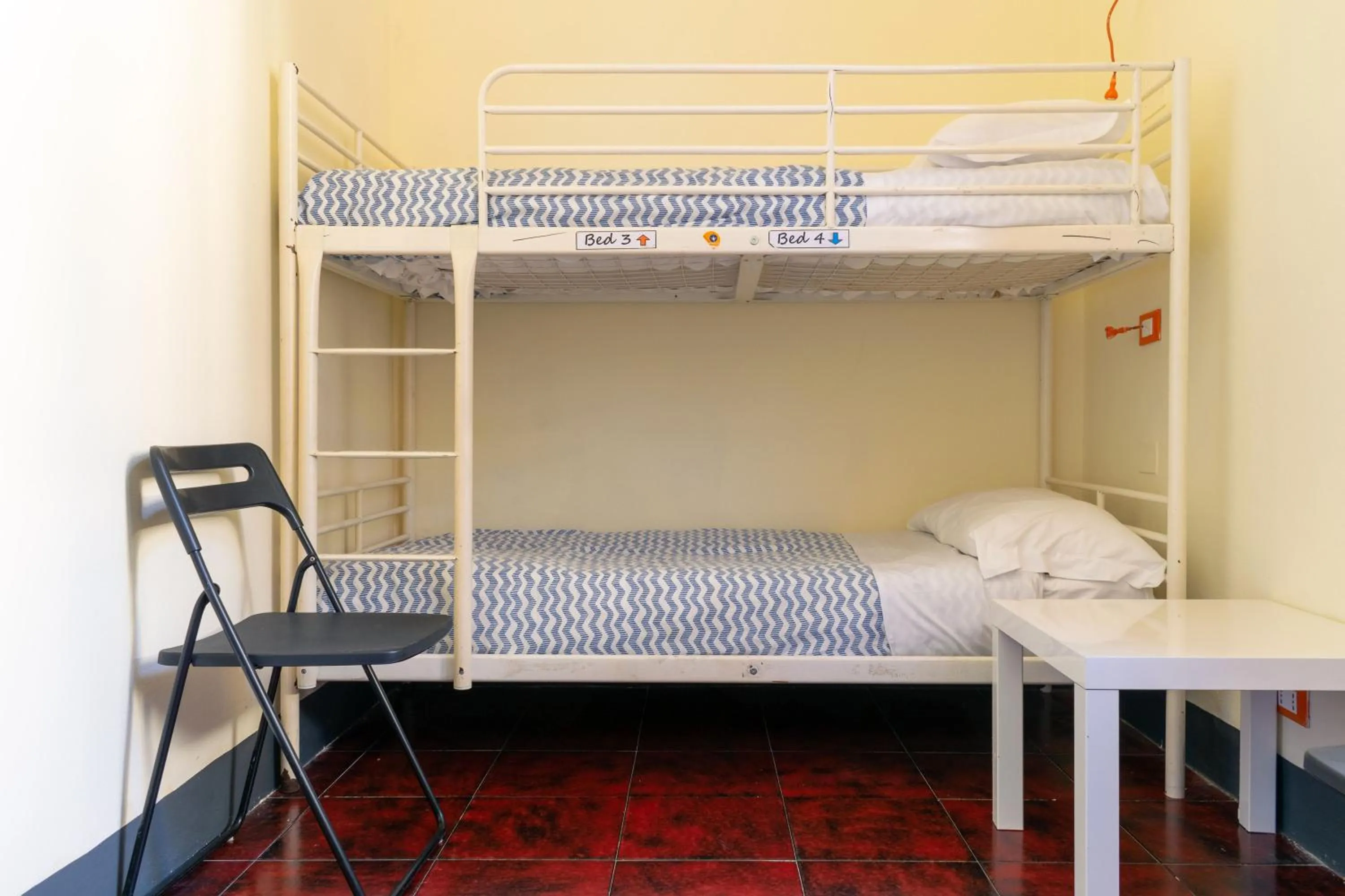 Bed in Hostel Pisa Tower