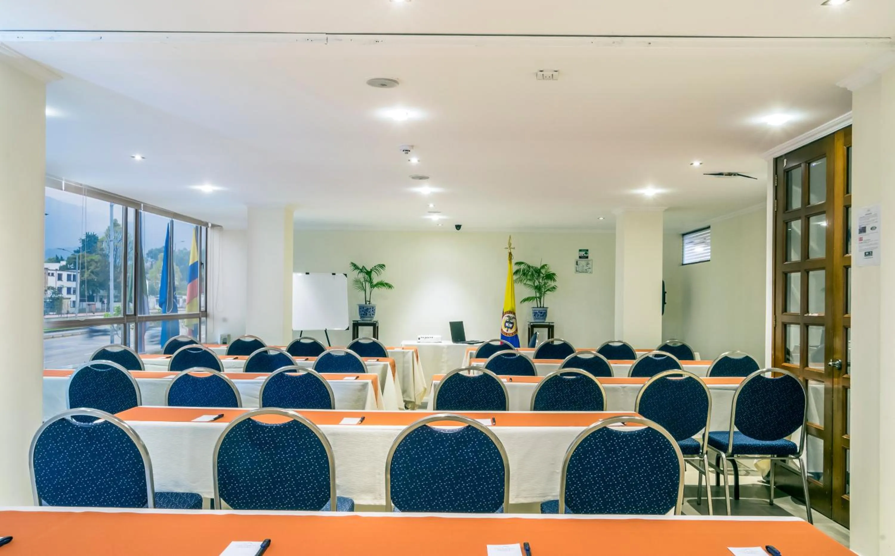 Property building in Hotel San Pablo