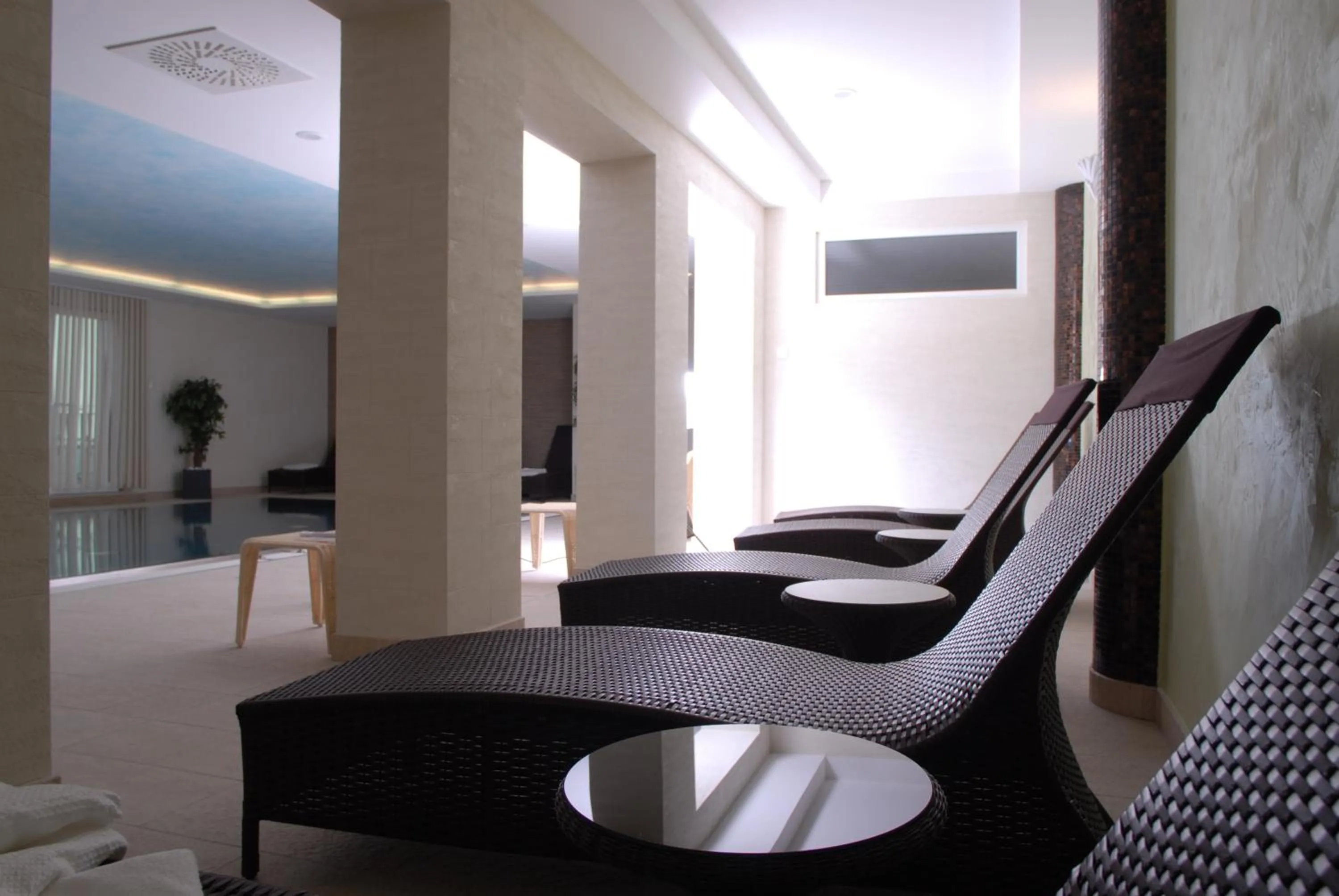 Spa and wellness centre/facilities in Hotel Karpatsky Dvor Lozorno