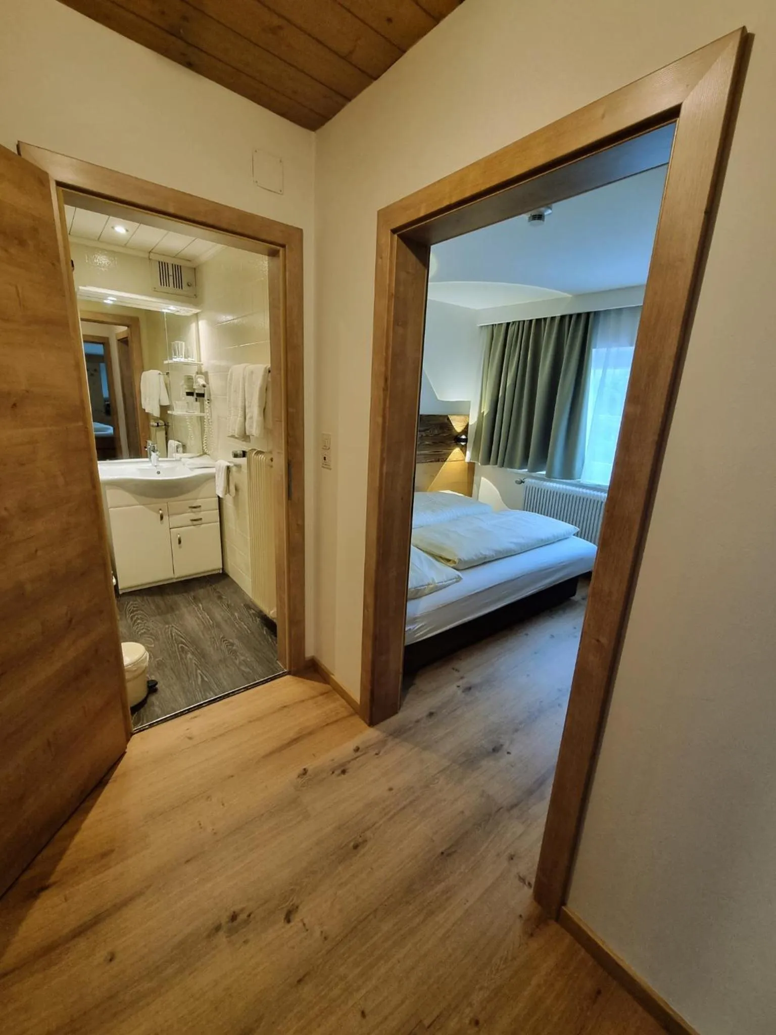 Bed in Hotel Rauscher - Das Naturteichparadies