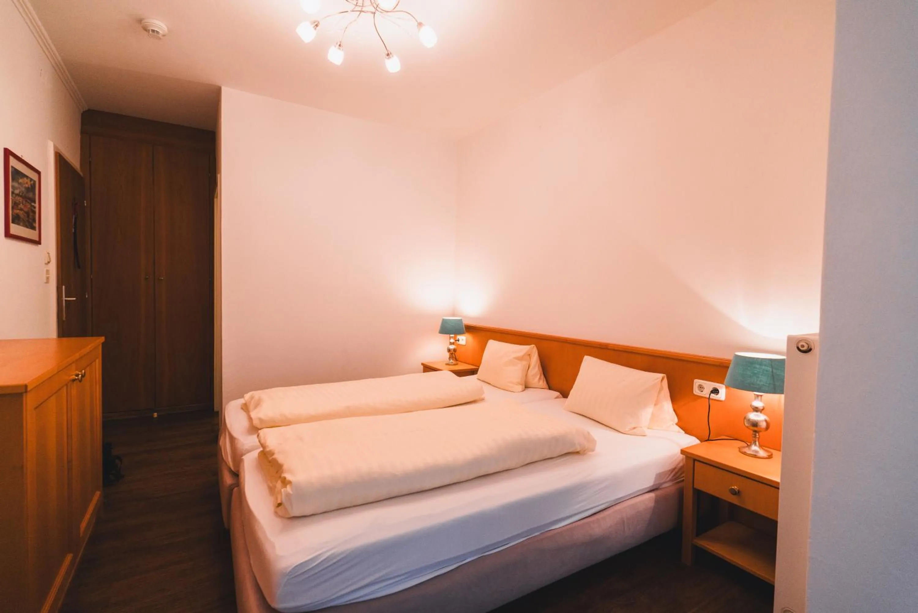 Bedroom, Bed in Hotel Rauscher - Das Naturteichparadies