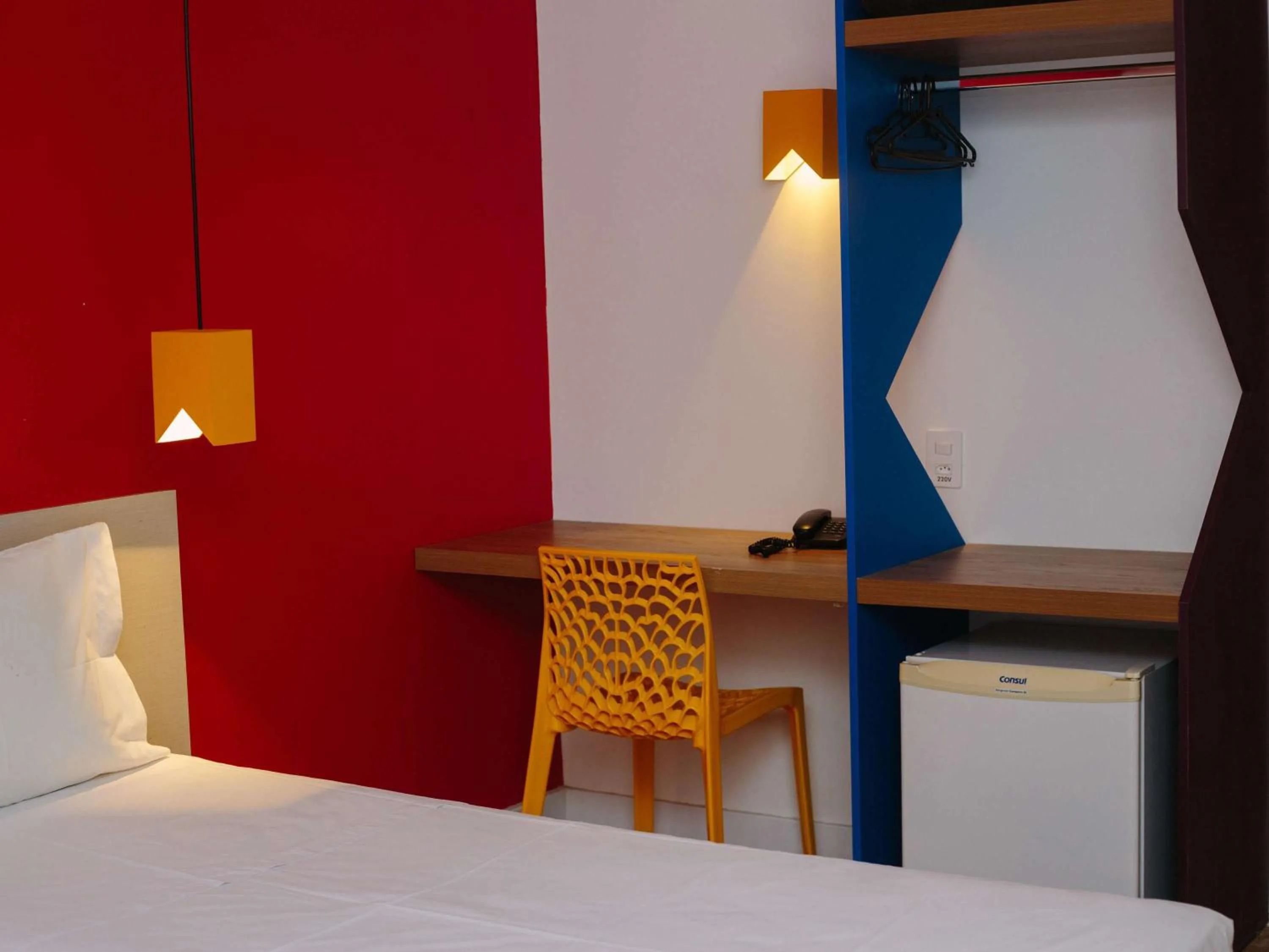 Photo of the whole room, Bed in ibis Styles Campina Grande