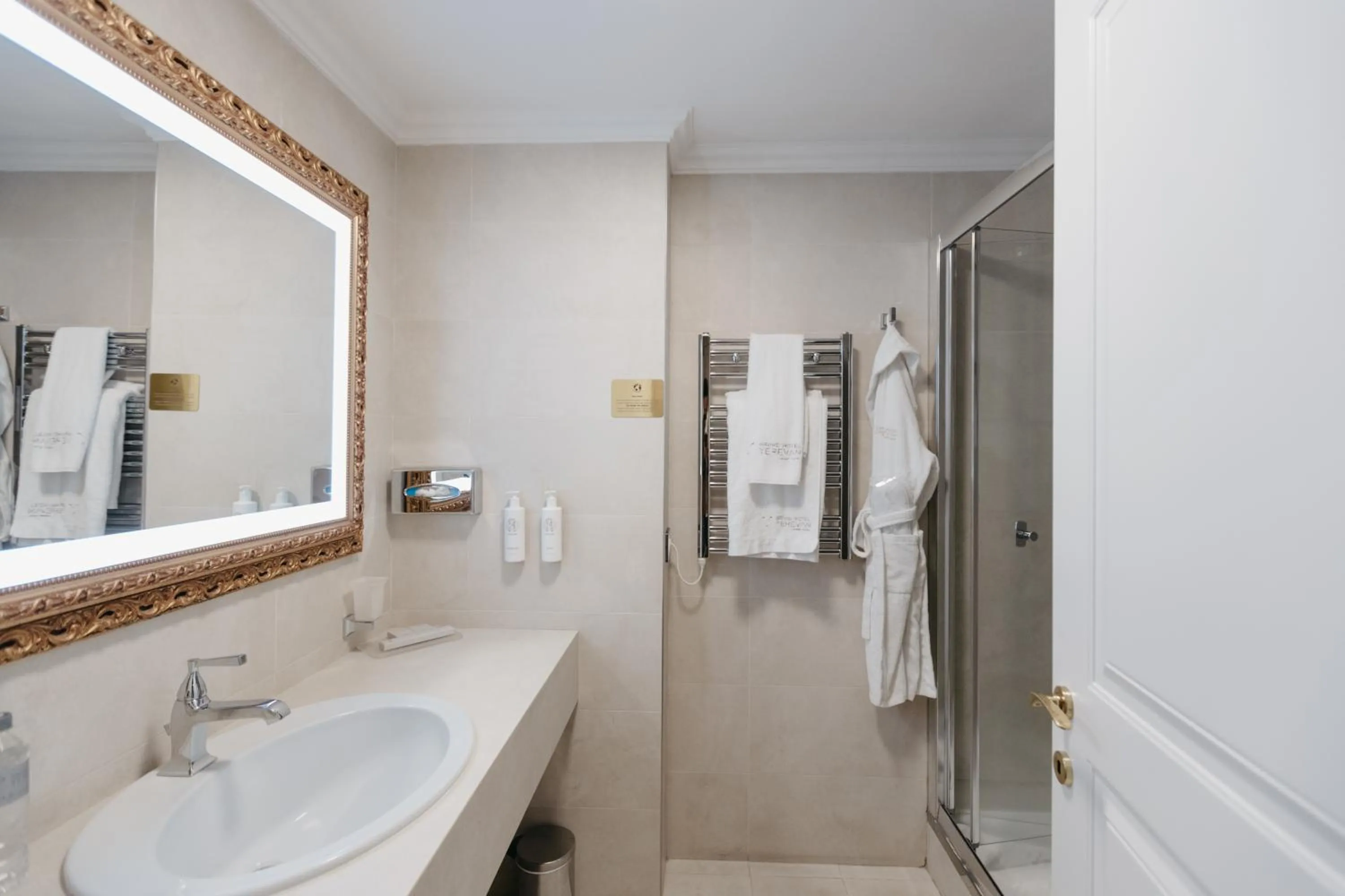 Bathroom in Grand Hotel Yerevan - Small Luxury Hotels of the World