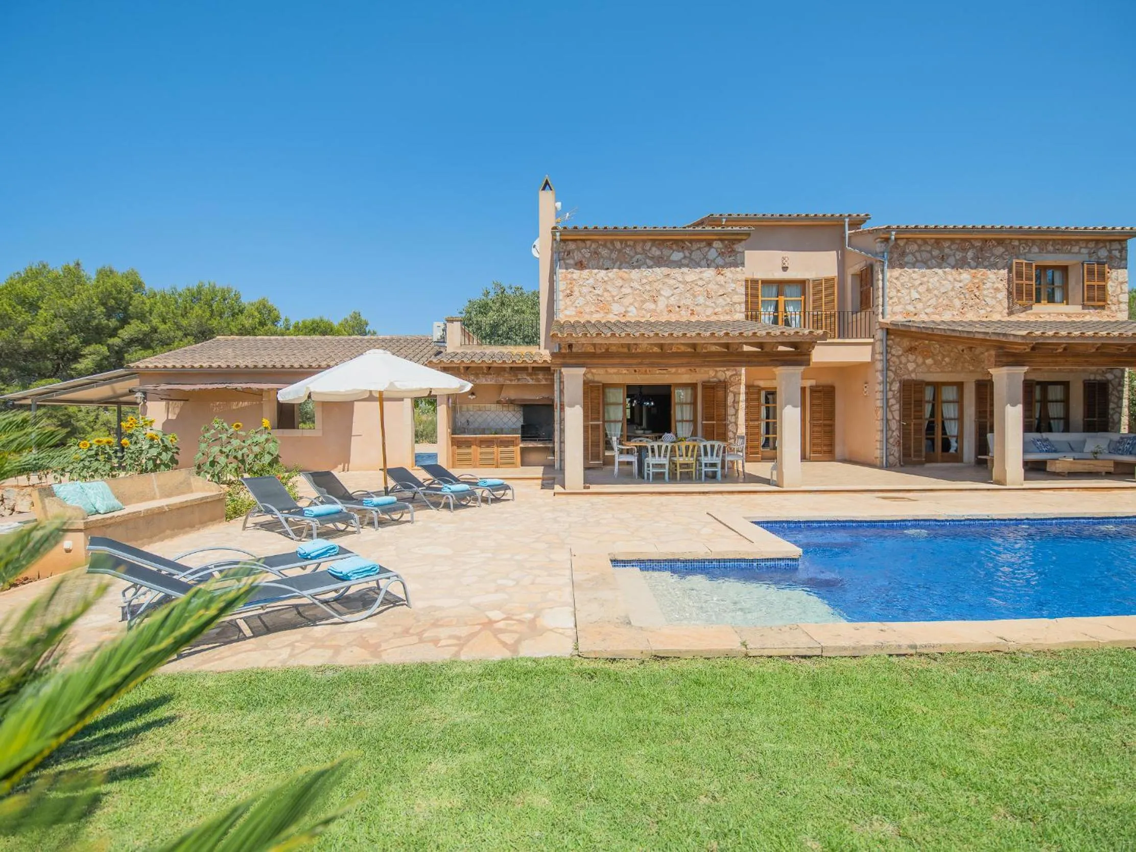 Swimming pool in Villa Ses Quaranta