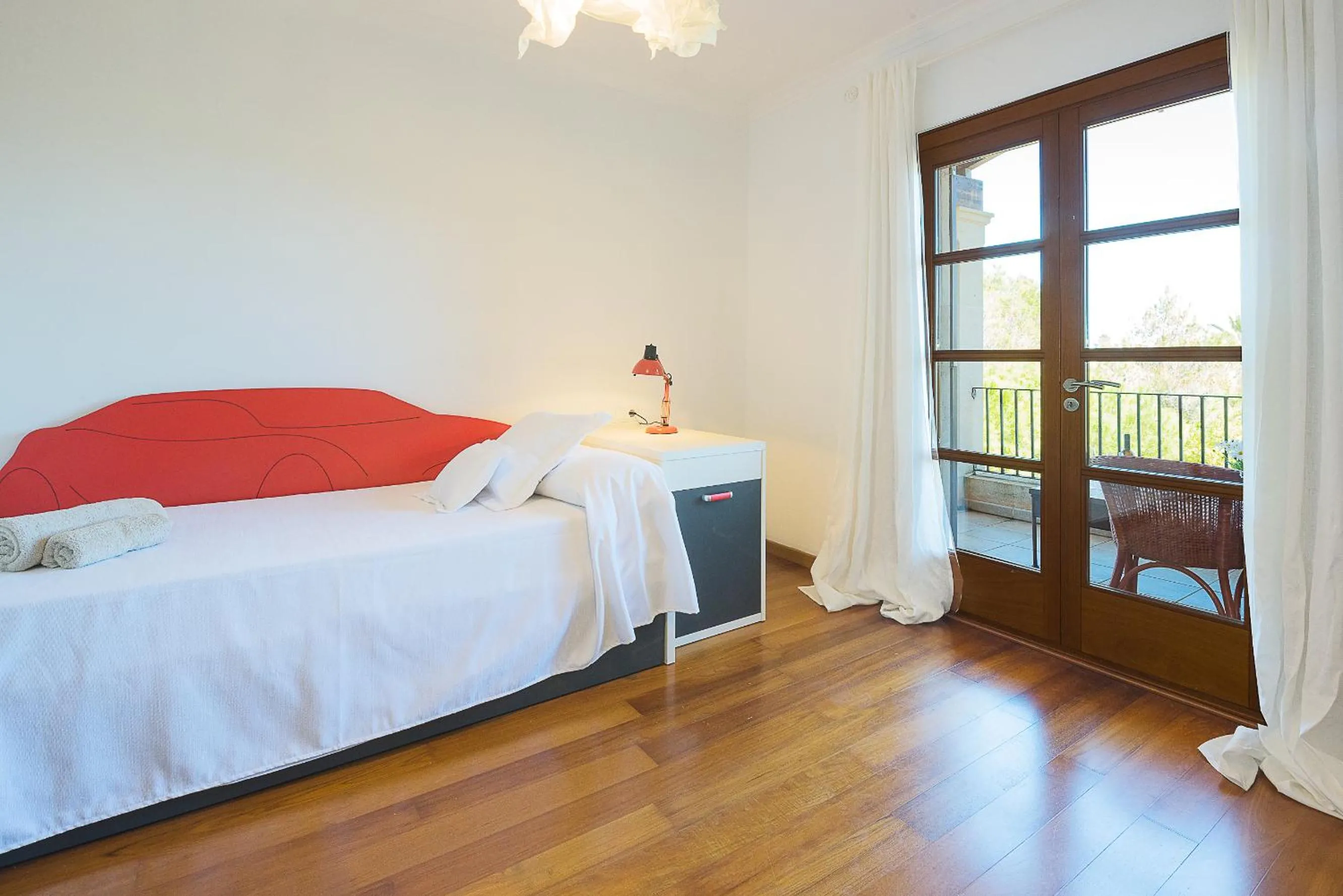 Bedroom, Bed in Villa Ses Quaranta