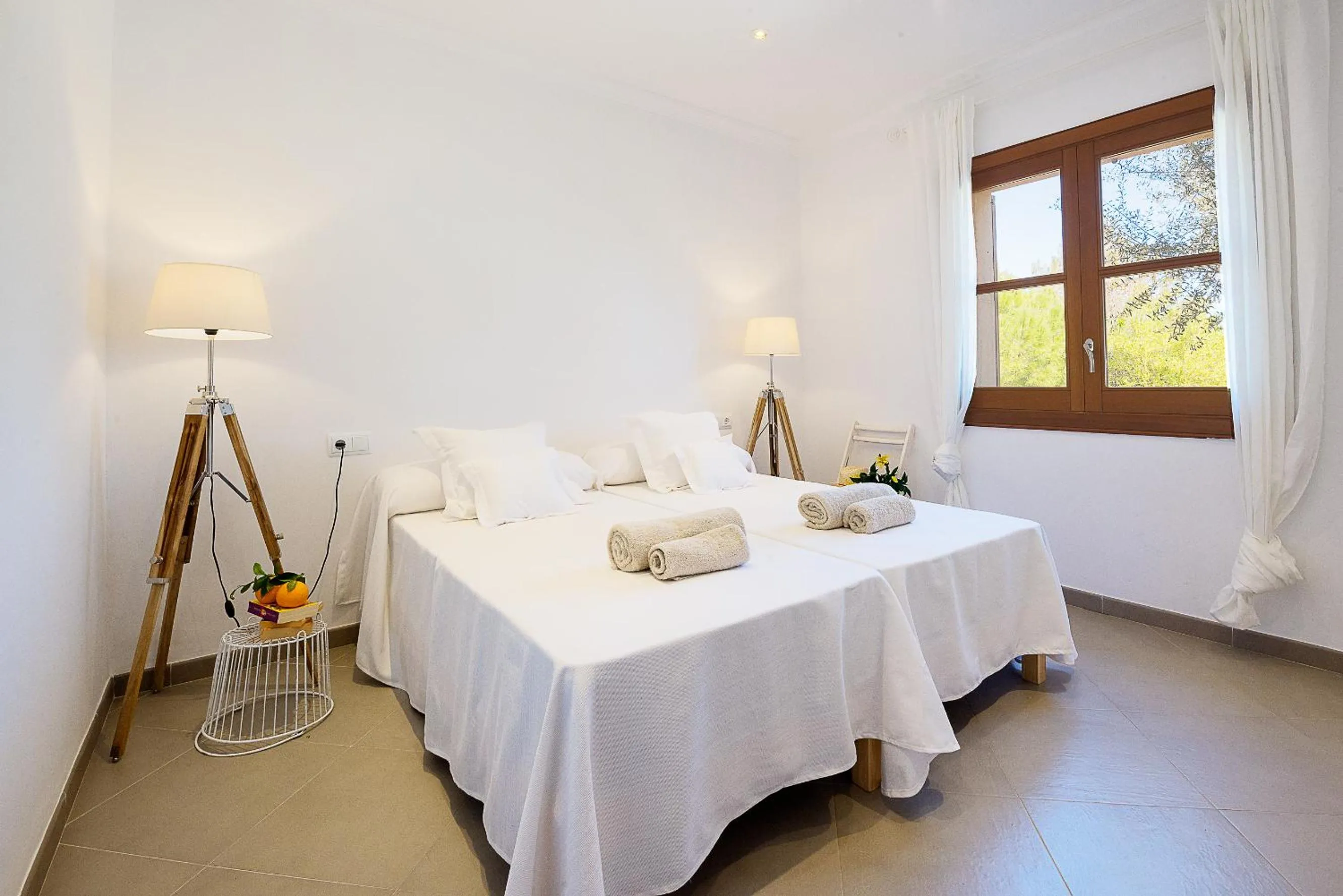 Bedroom, Bed in Villa Ses Quaranta