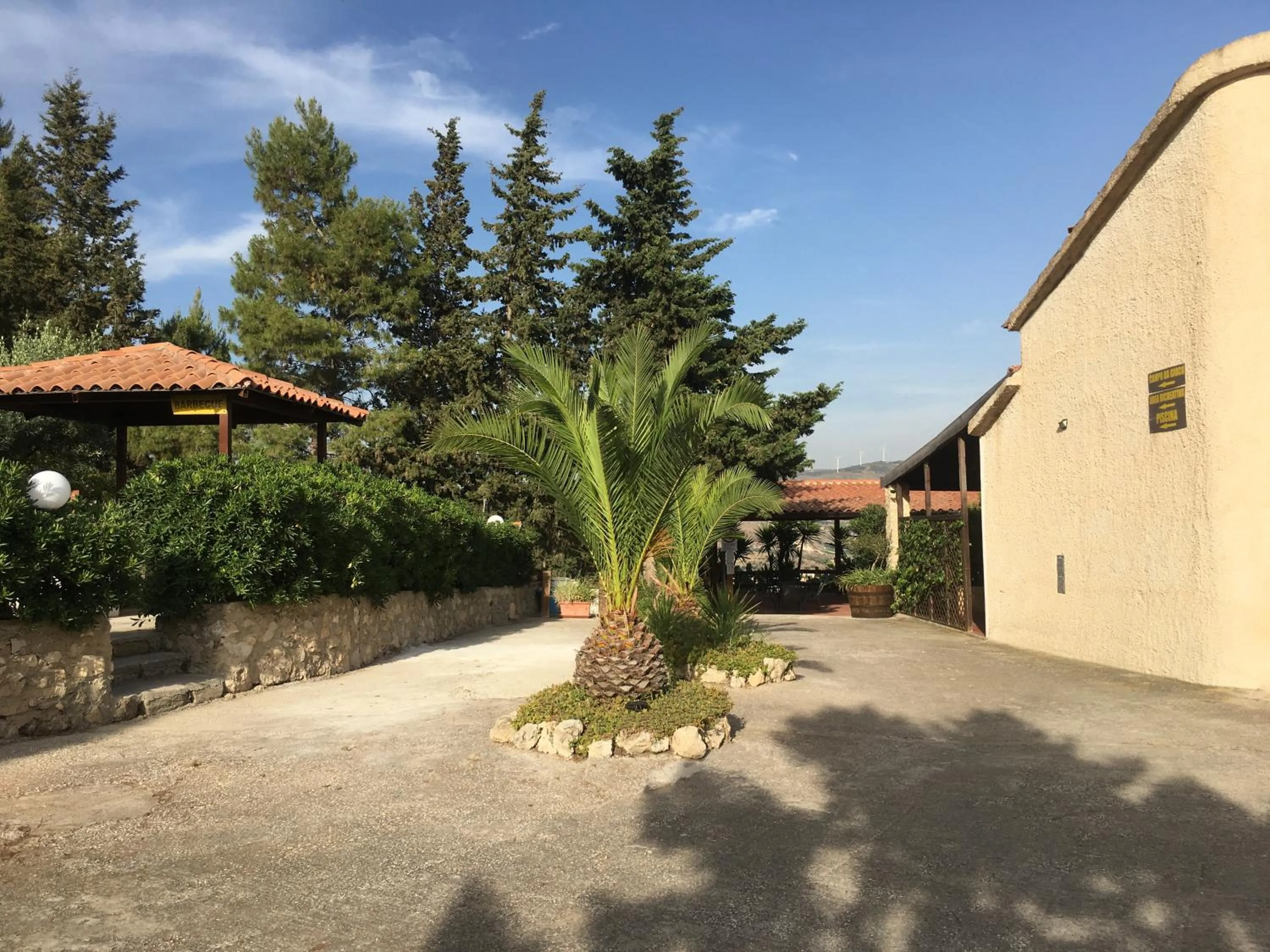 Property building in Agriturismo Bellajo - Ville Rustiche con Piscina