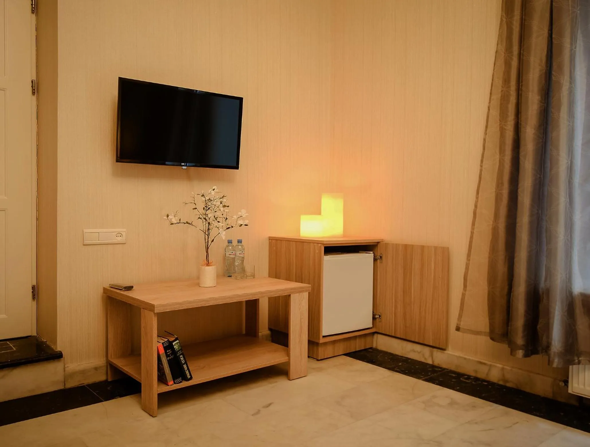 TV and multimedia in Hotel Toma's House