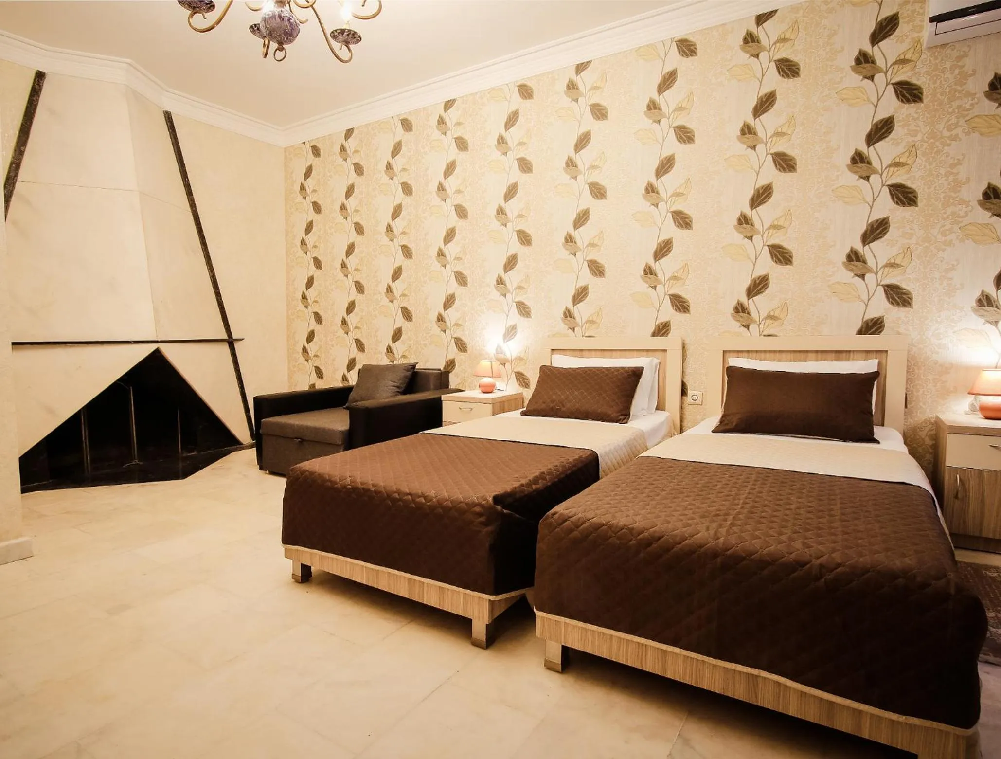 Bed in Hotel Toma's House