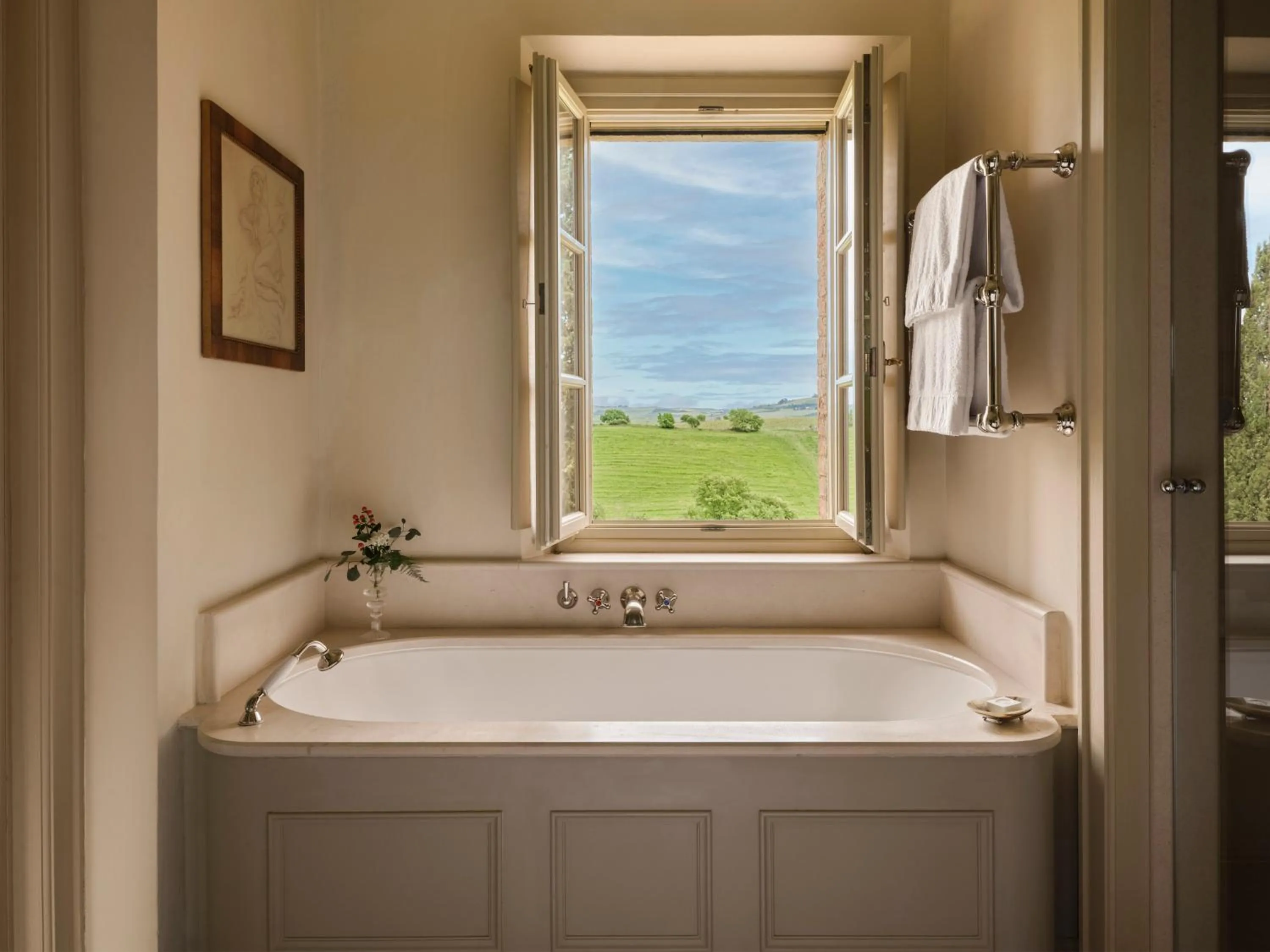 Bathroom in Rosewood Castiglion del Bosco