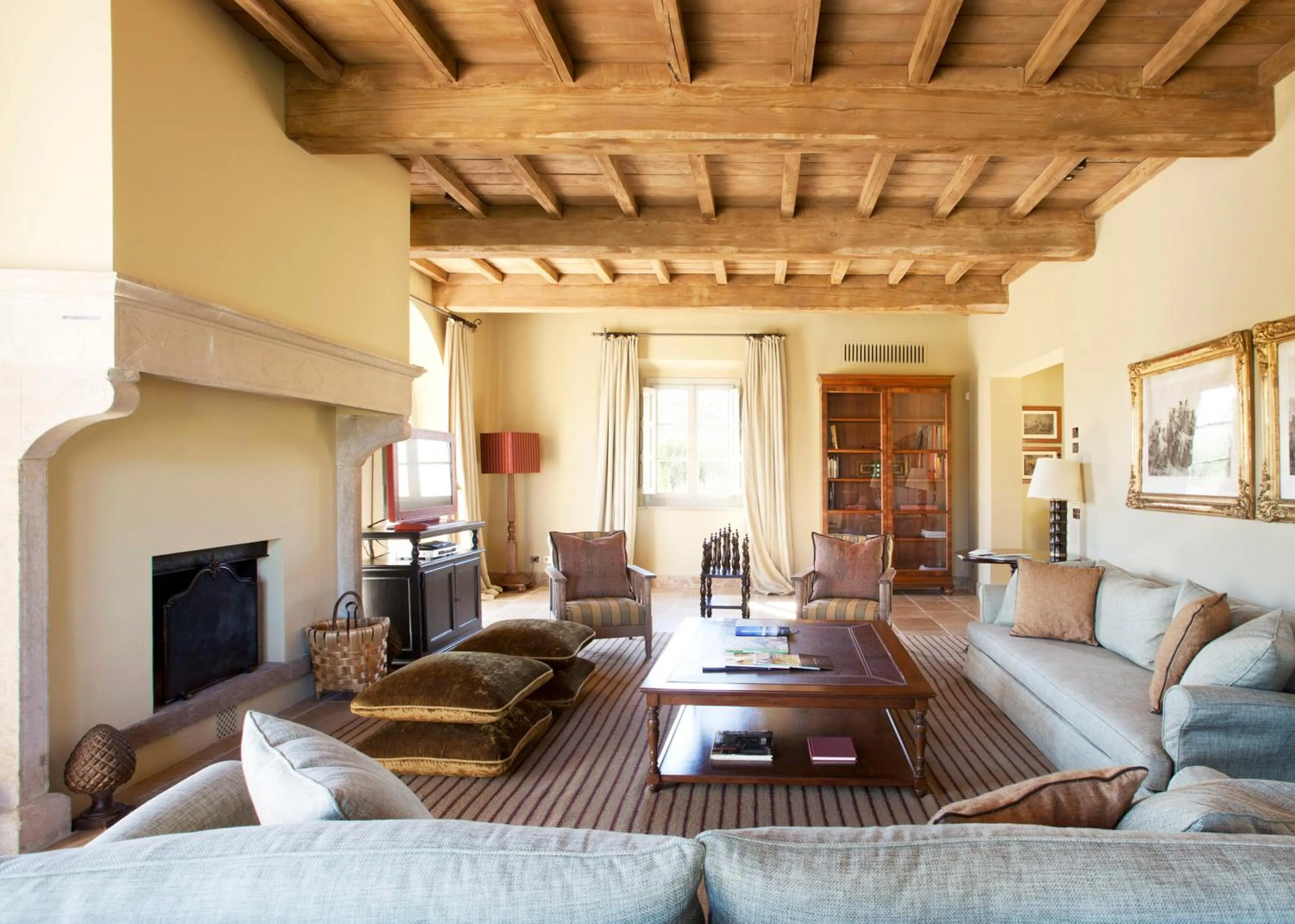 Living room in Rosewood Castiglion del Bosco