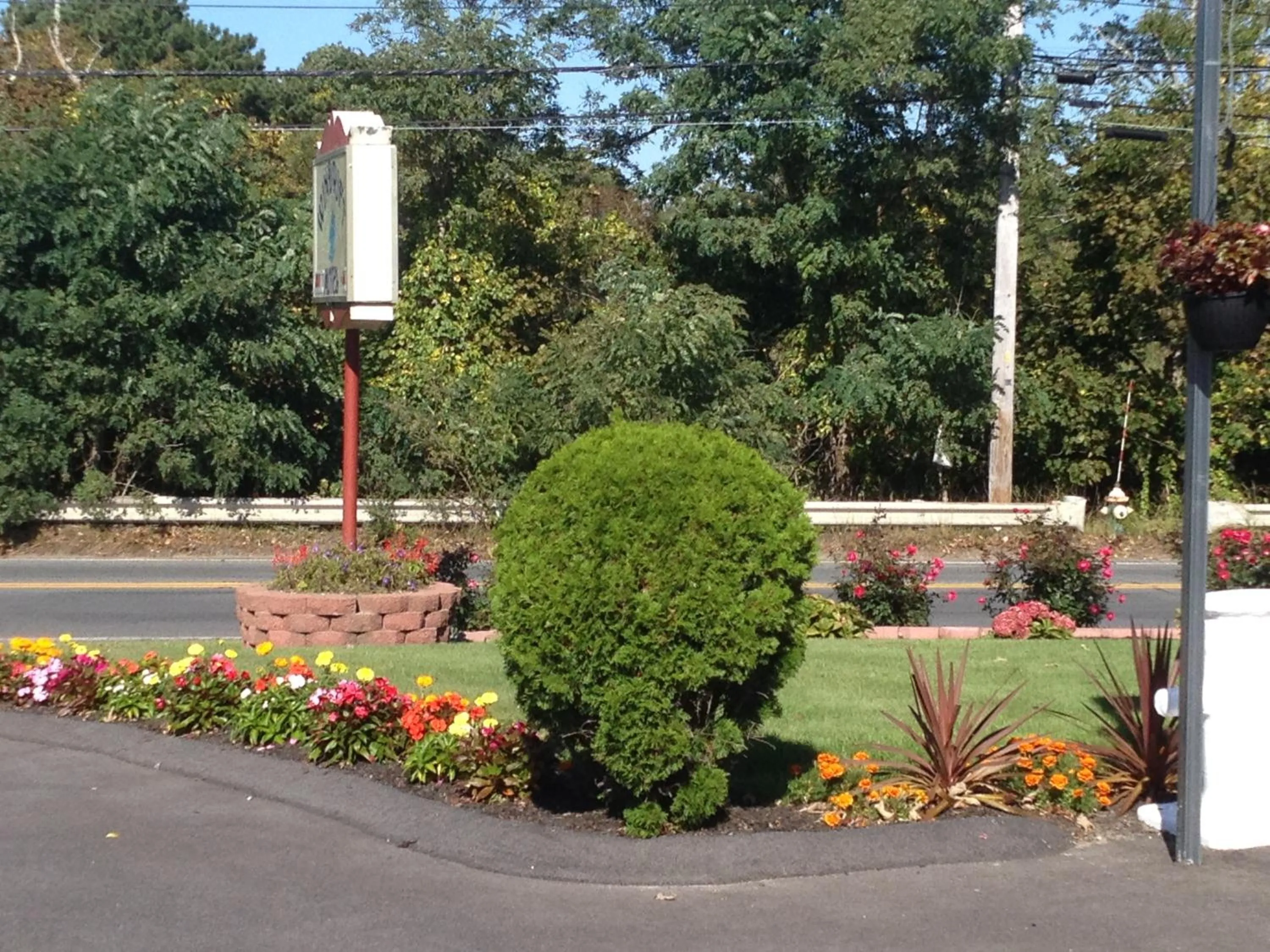 Decorative detail in Windrift Motel