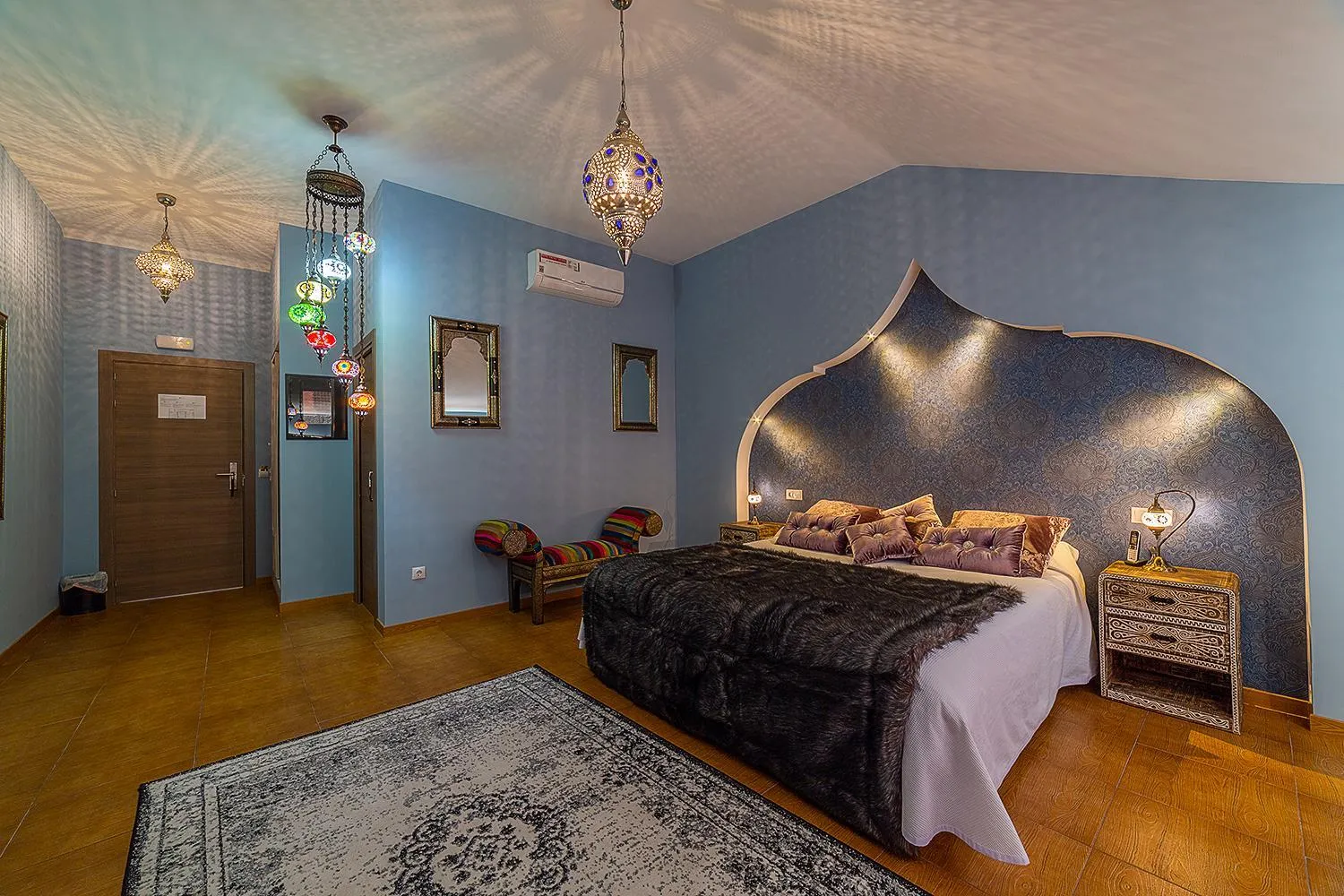Photo of the whole room, Bed in Hospedería Casa Martell