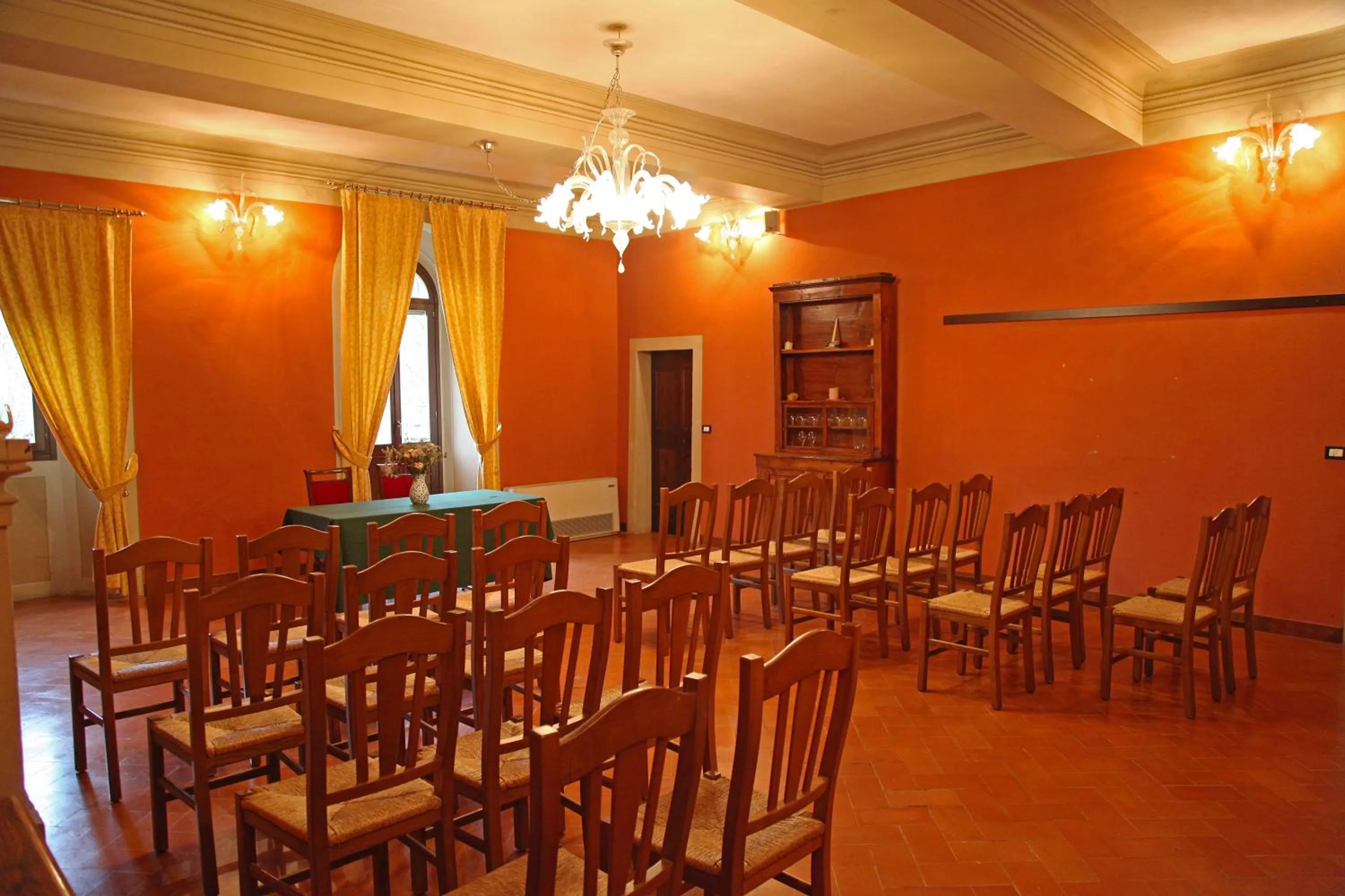 Business facilities in Villaggio Della Salute Più