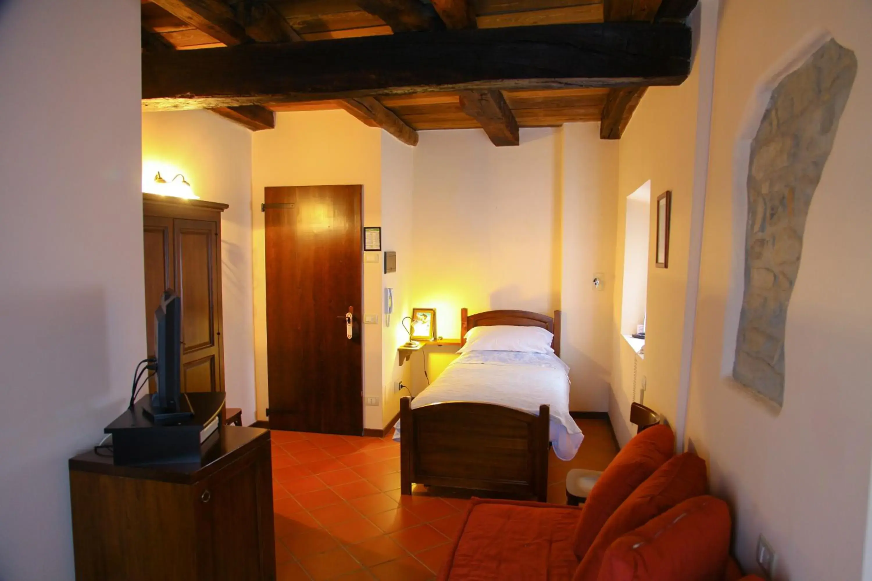 Single Room in Villaggio Della Salute Più Single Room in Villaggio Della Salute Più