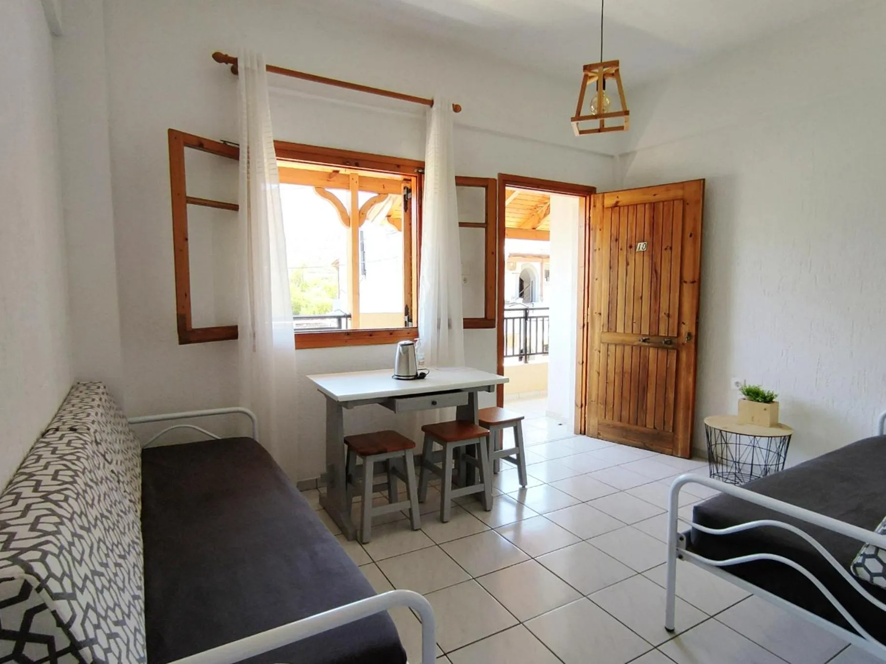 Seating area in Emilia Apartments