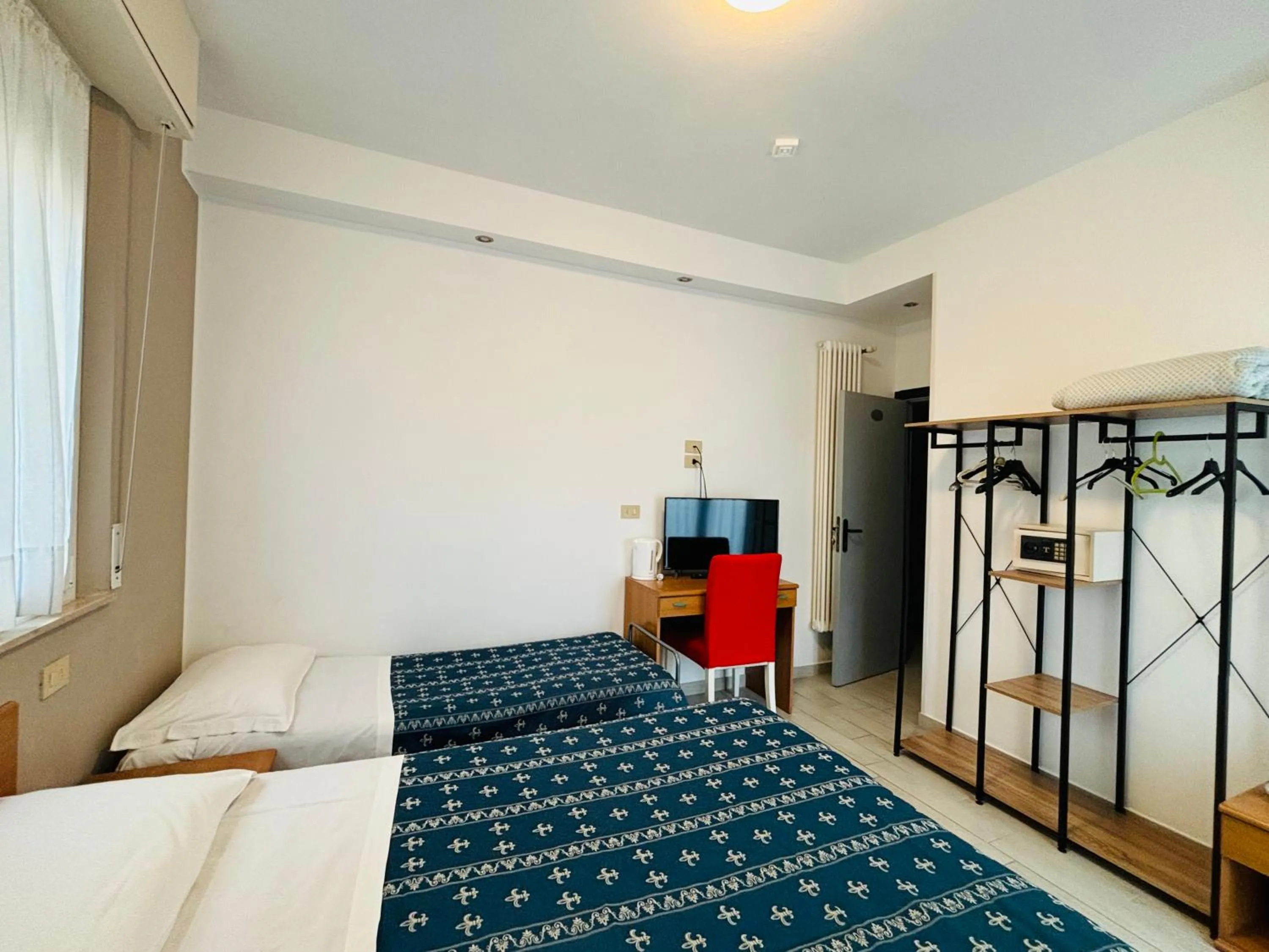 Bed in Hotel Iride Suite & Breakfast- ideale per famiglie e coppie