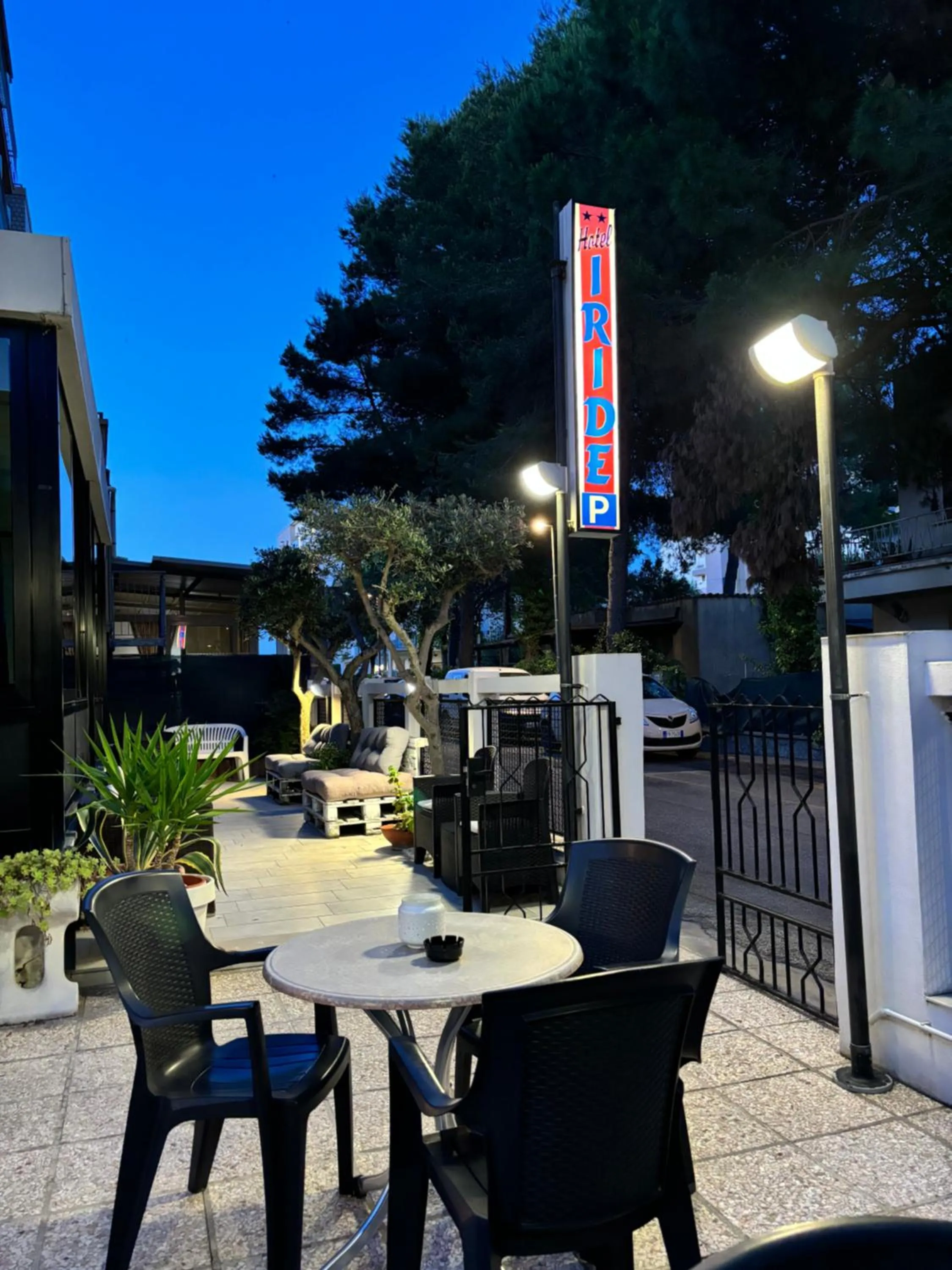 Property building in Hotel Iride Suite & Breakfast- ideale per famiglie e coppie