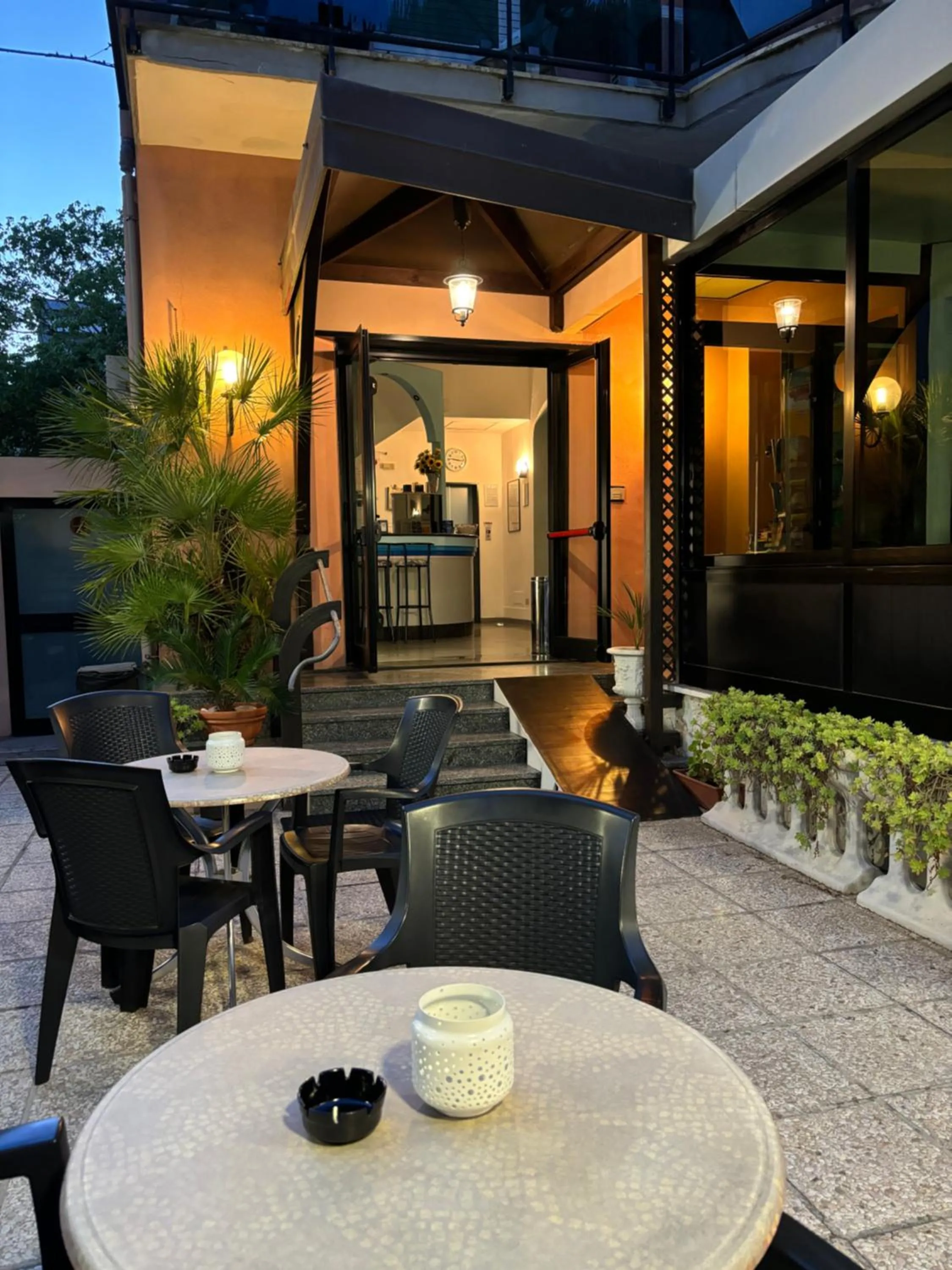 Property building in Hotel Iride Suite & Breakfast- ideale per famiglie e coppie