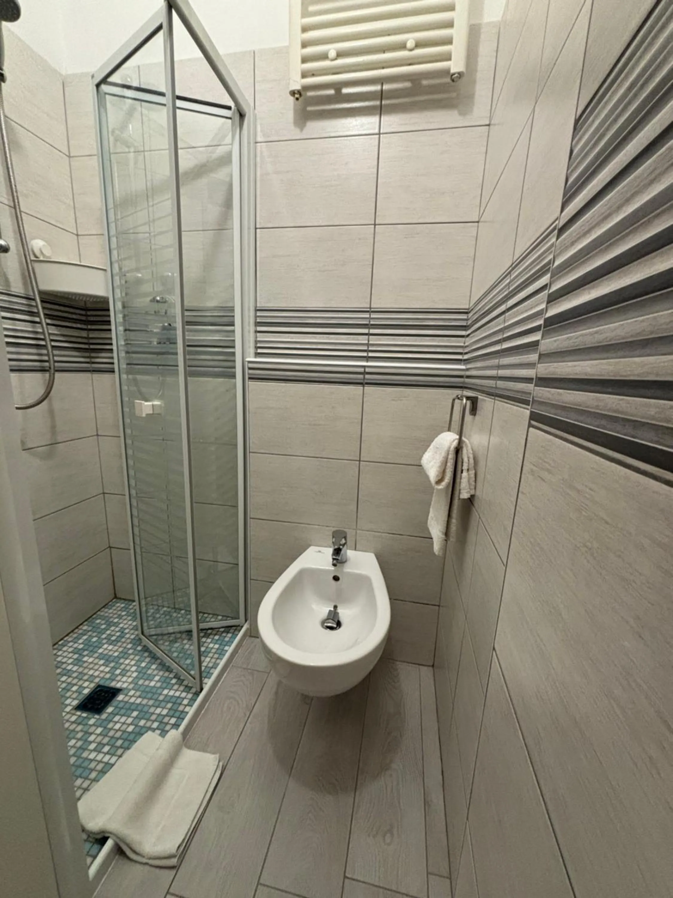 Shower in Hotel Iride Suite & Breakfast- ideale per famiglie e coppie