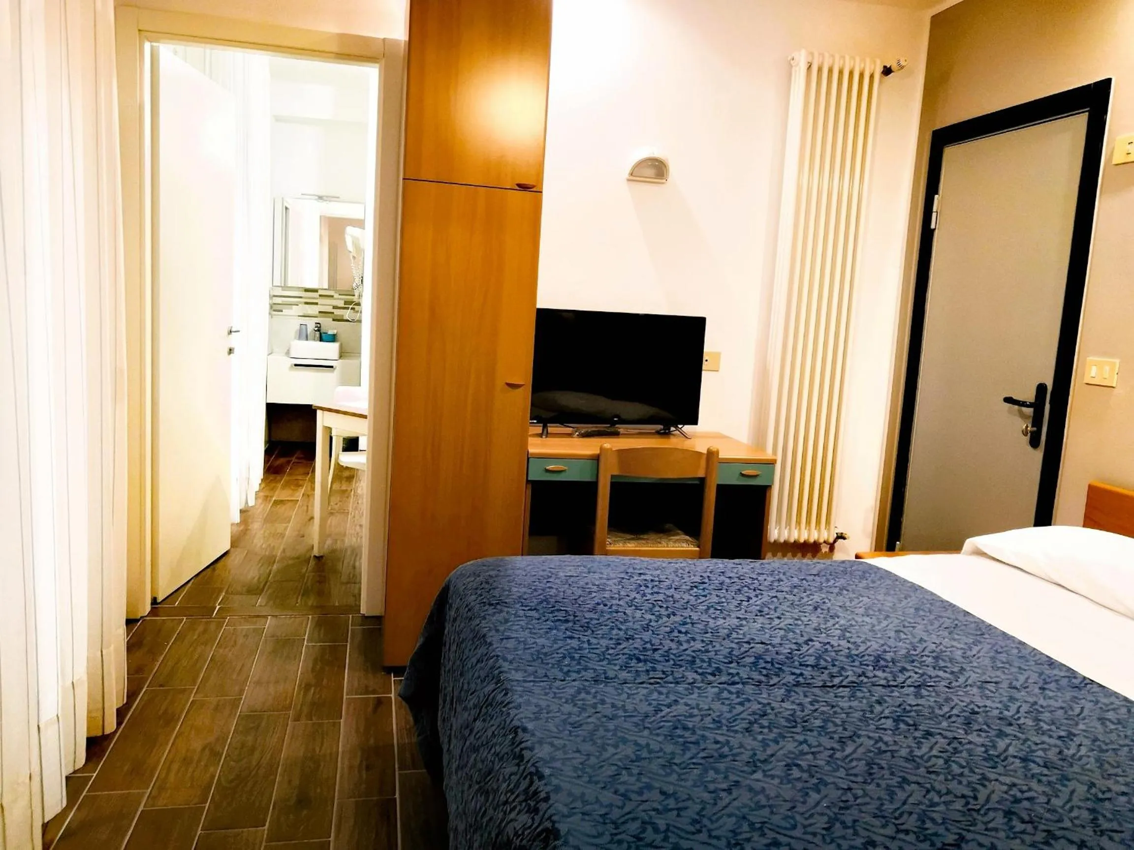 Bed in Hotel Iride Suite & Breakfast- ideale per famiglie e coppie