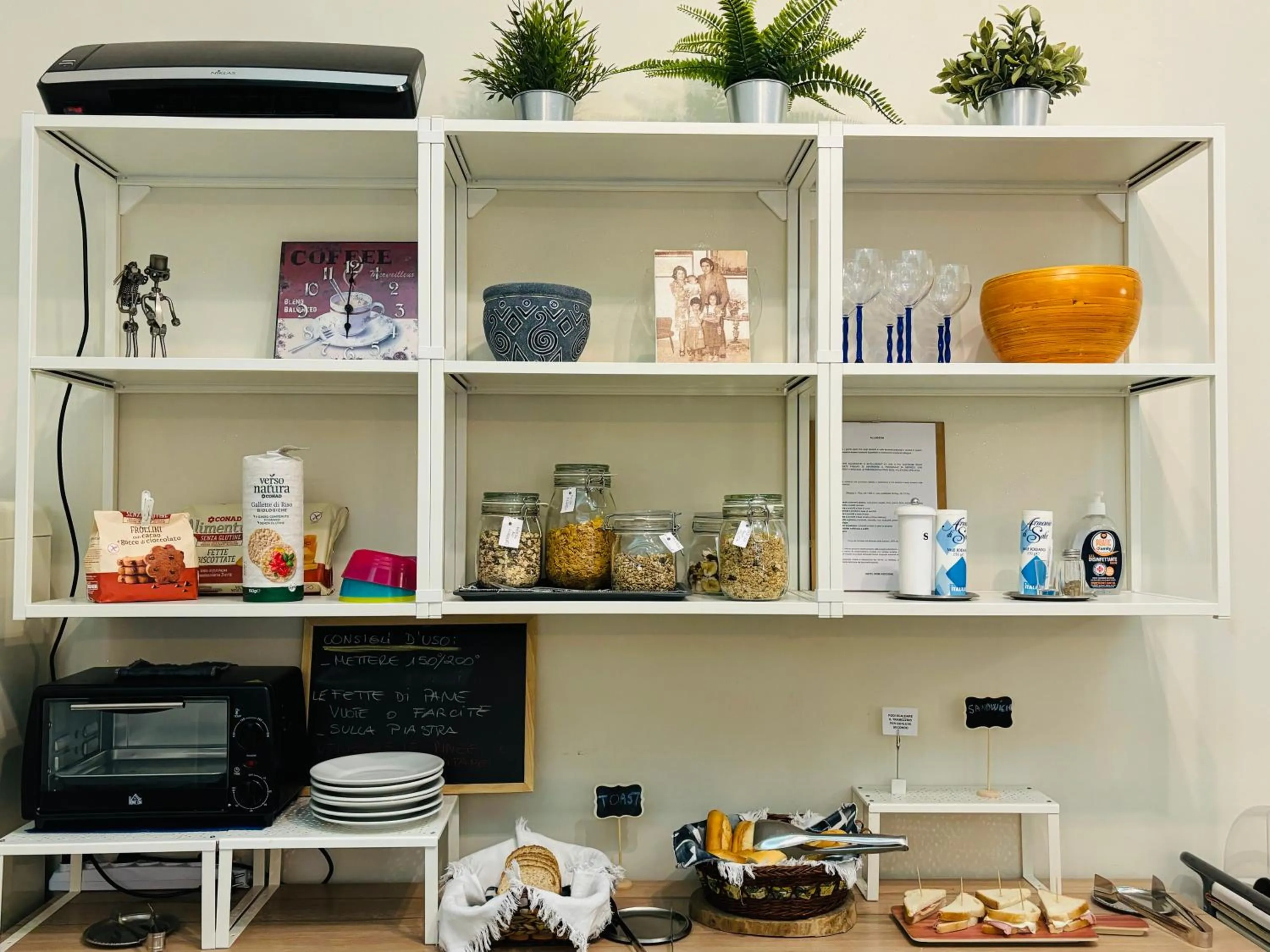 Breakfast in Hotel Iride Suite & Breakfast- ideale per famiglie e coppie