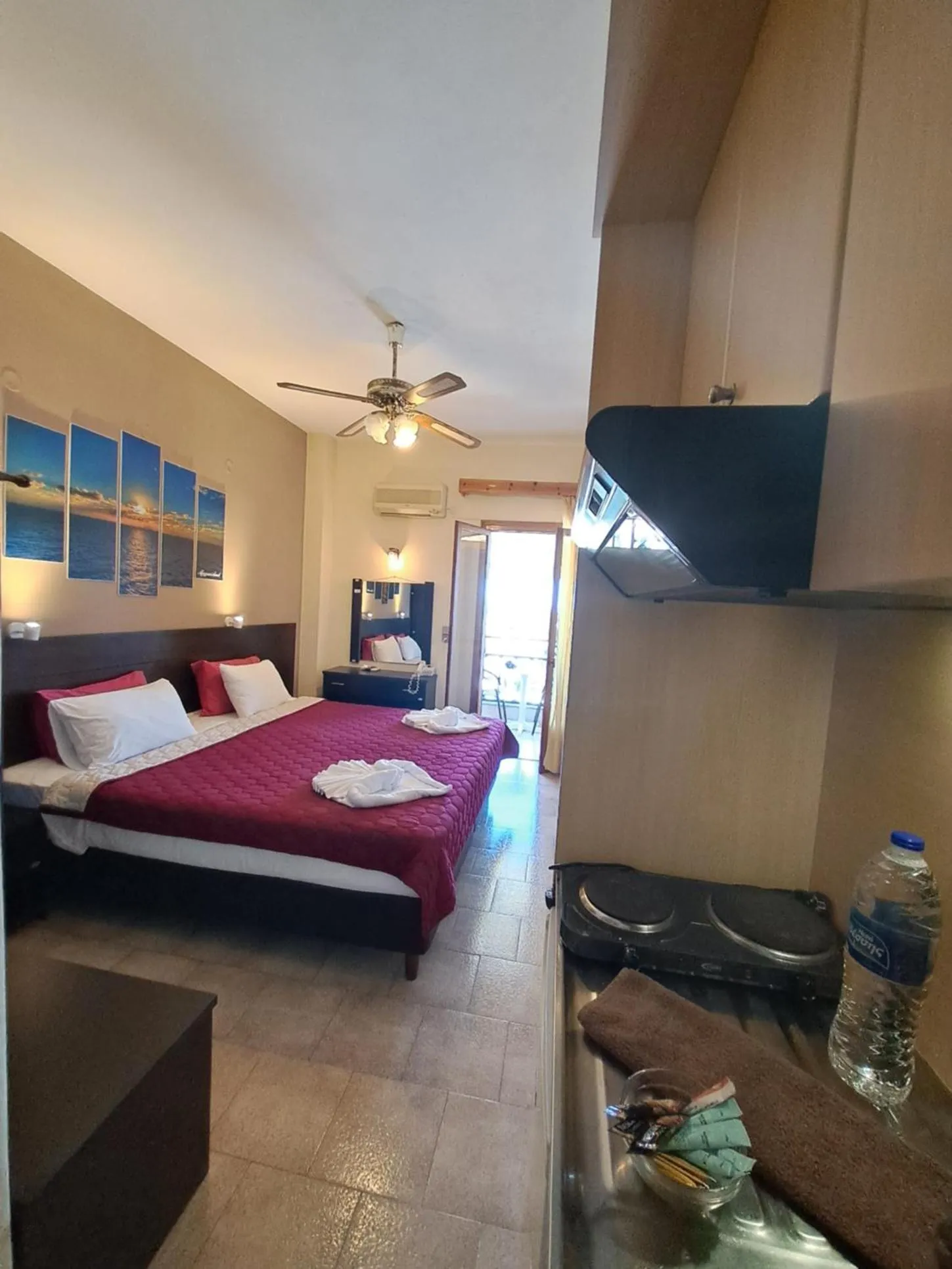 Bedroom, Bed in Gorgona Hotel