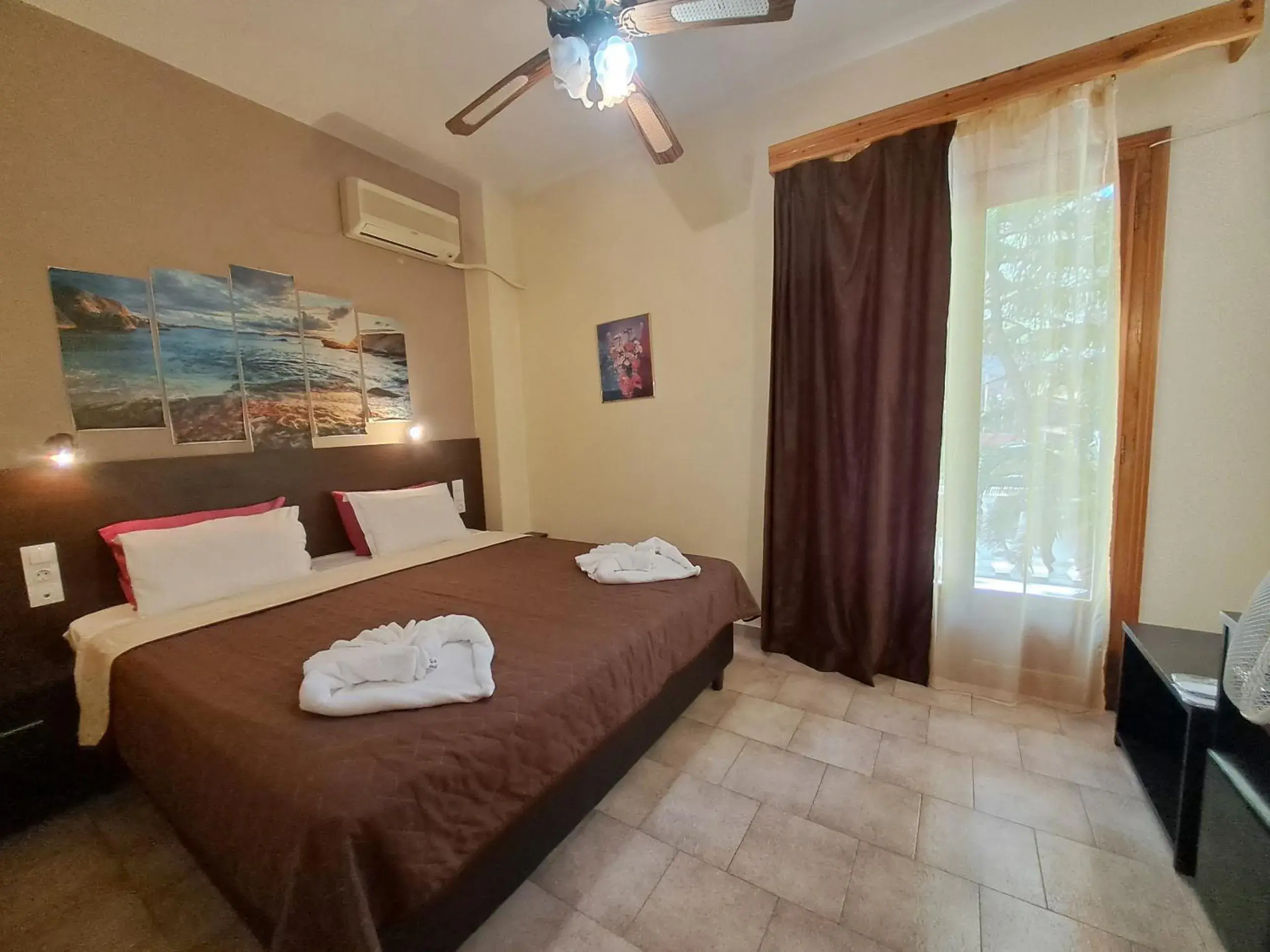 Bedroom, Bed in Gorgona Hotel Bedroom, Bed in Gorgona Hotel