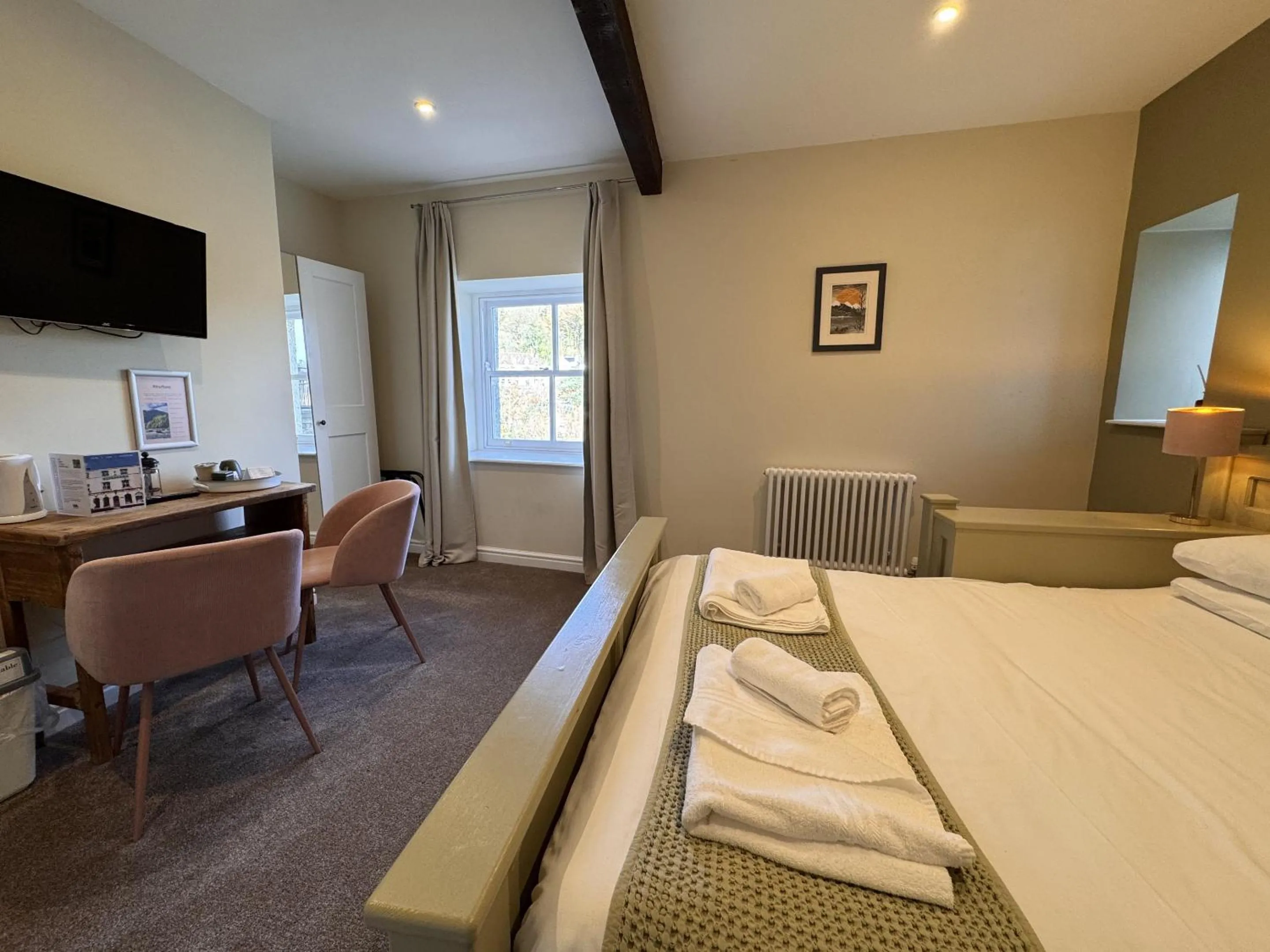 Bedroom, Bed in RIVERBANC