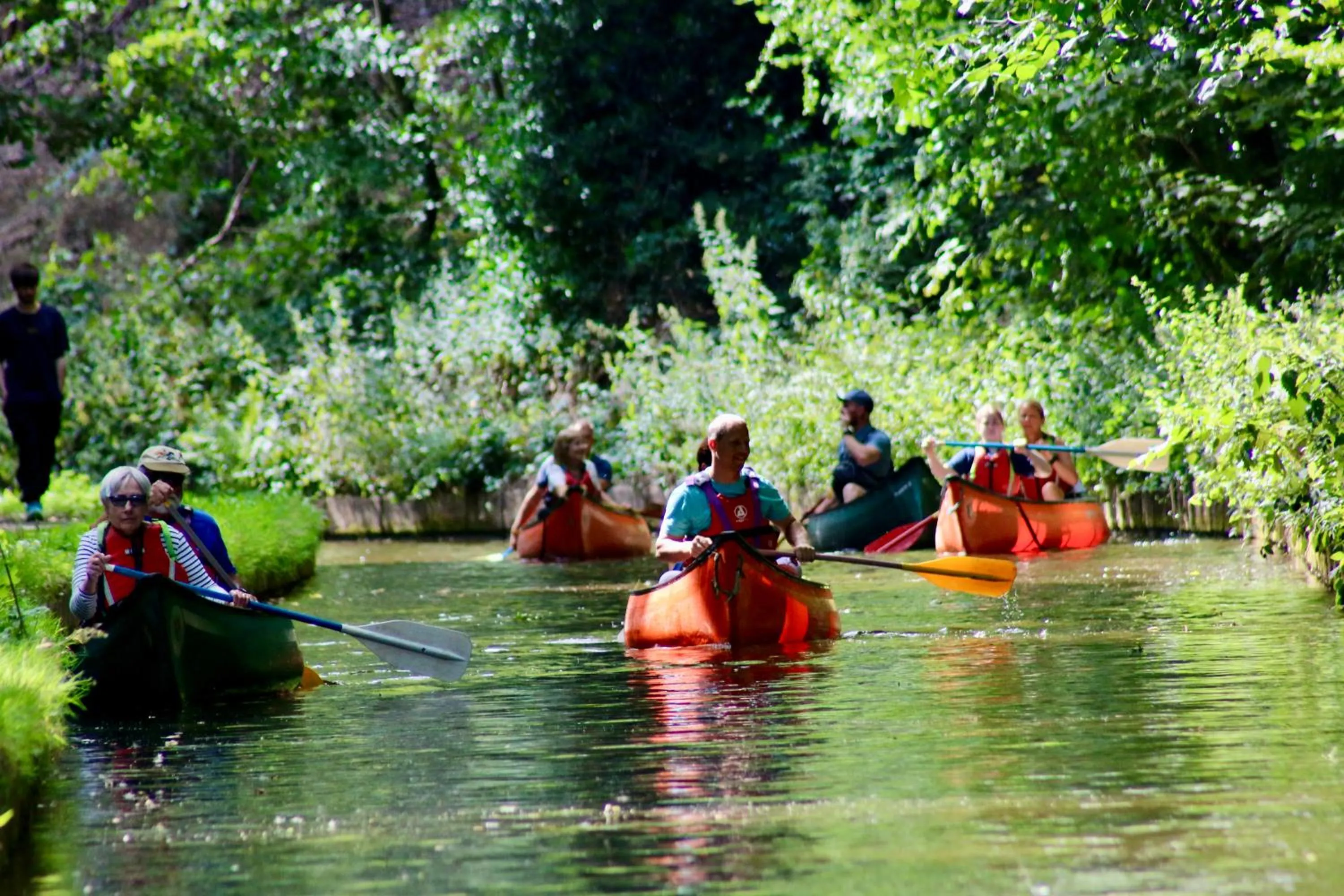 Canoeing in Riverbanc