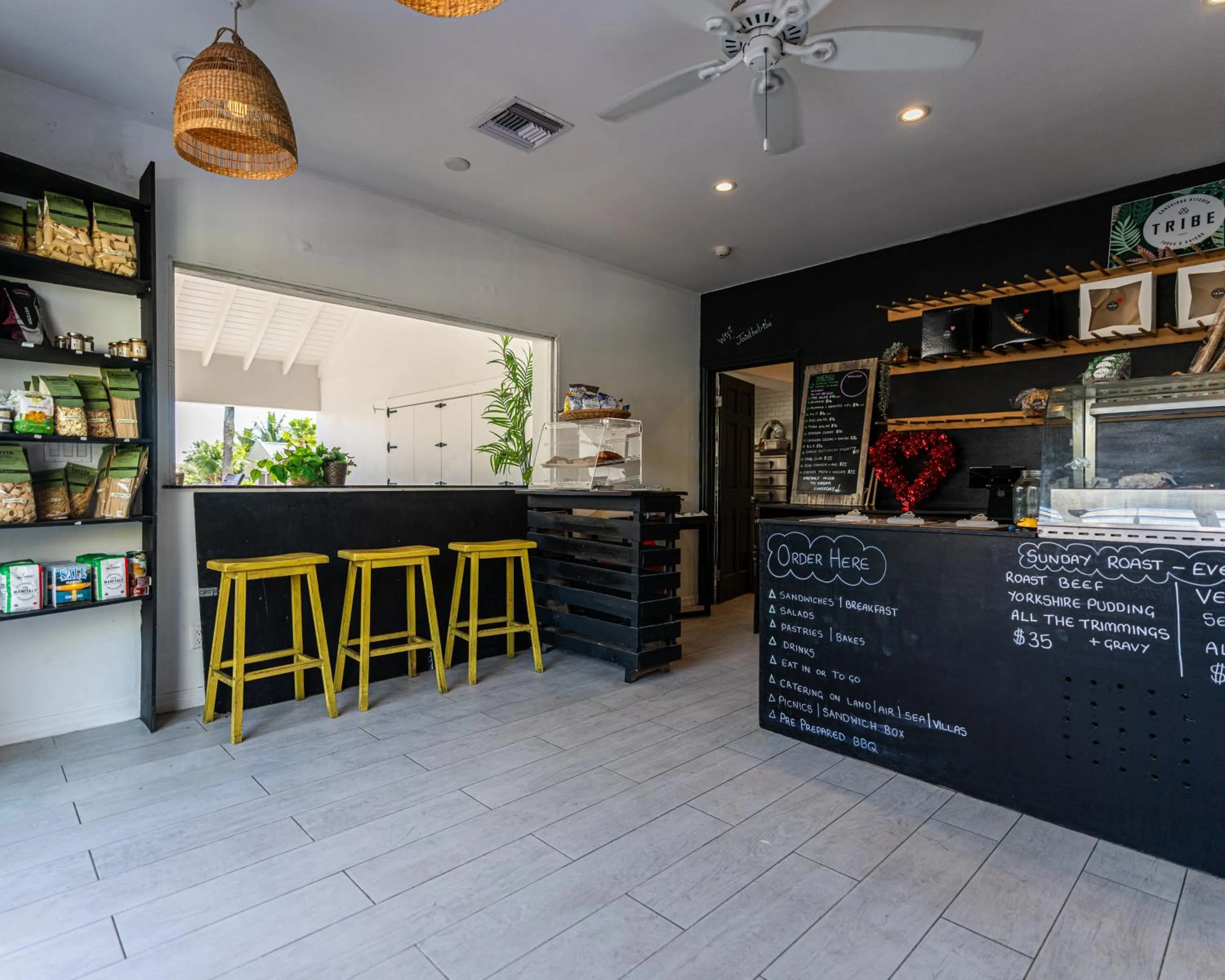 Restaurant/places to eat in Ports of Call Resort