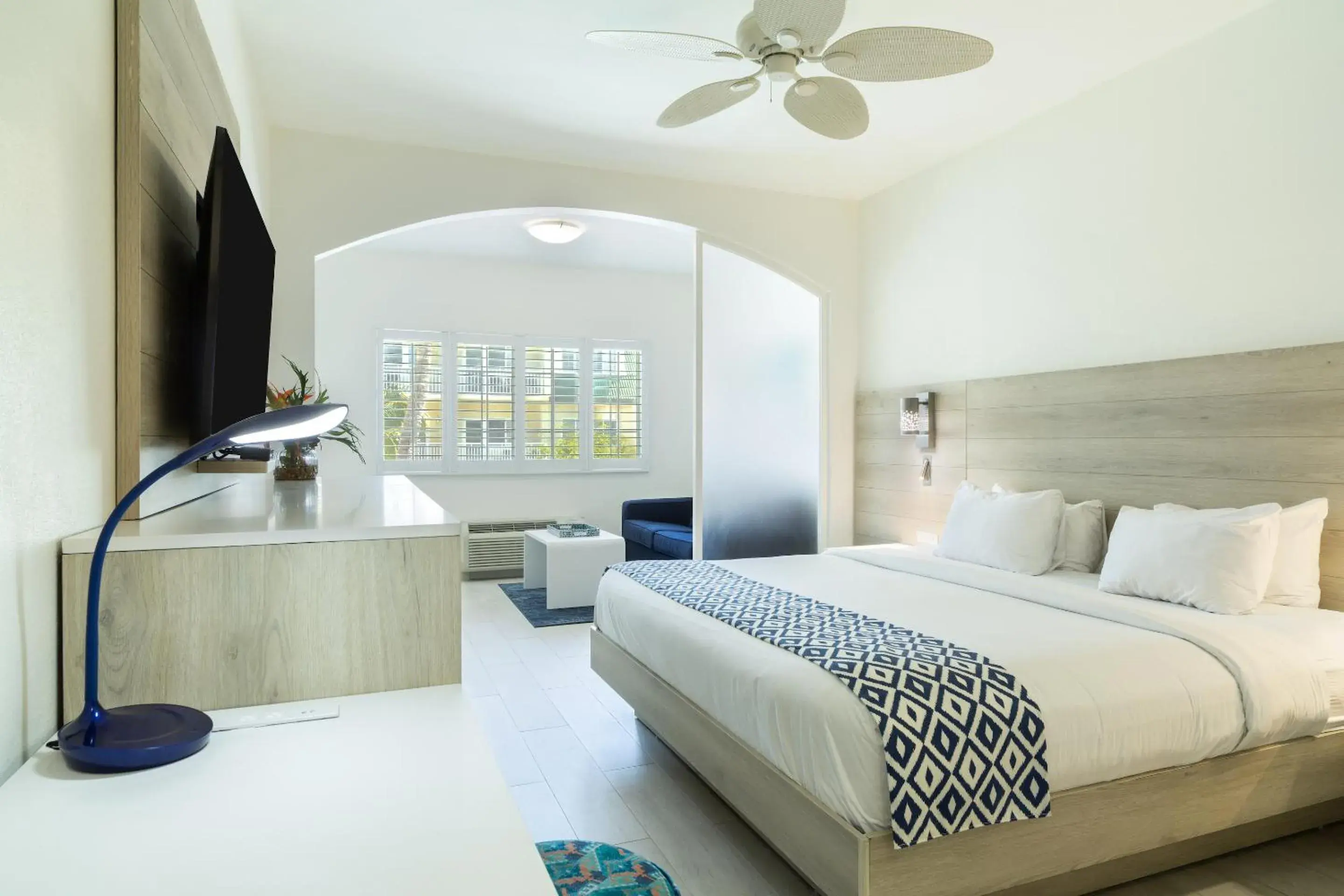 Poolside Room -1 King Bed in Ports of Call Resort Poolside Room -1 King Bed in Ports of Call Resort