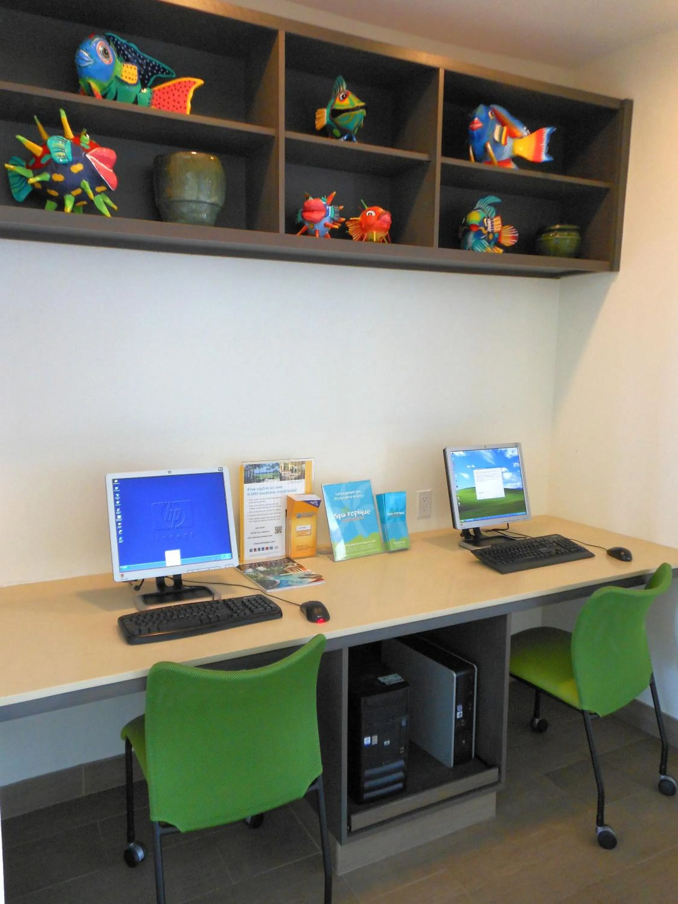 Business facilities in Ports of Call Resort