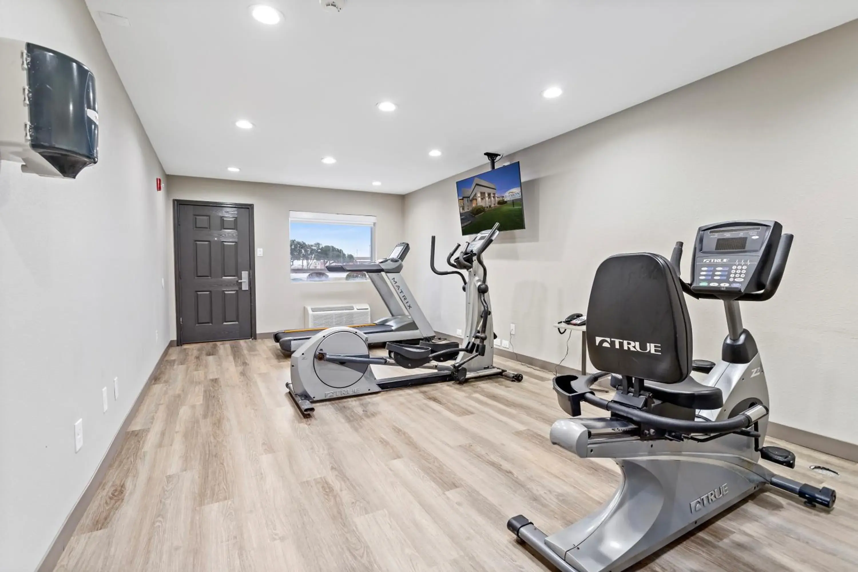 Fitness centre/facilities in Baymont by Wyndham Beaumont Fitness centre/facilities in Baymont by Wyndham Beaumont