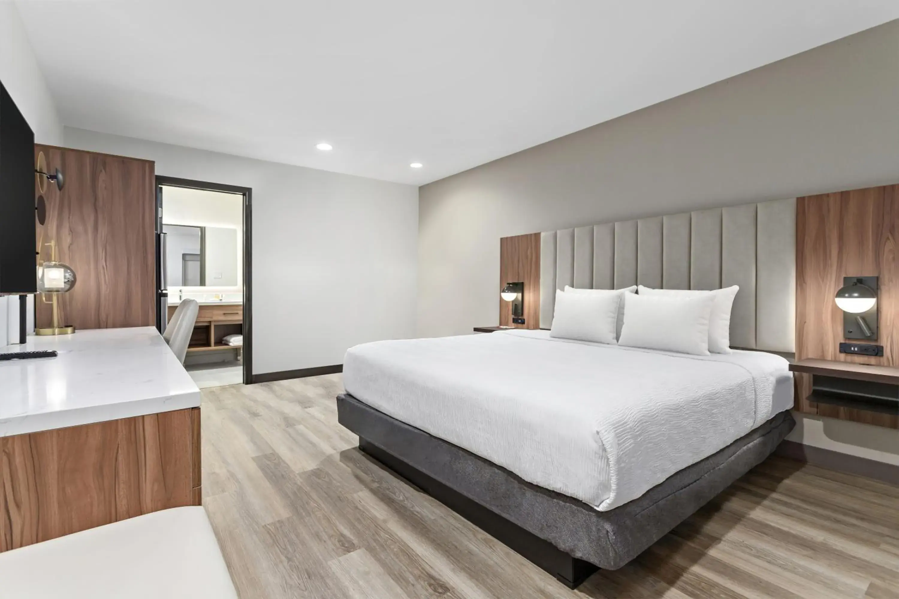 Bedroom, Bed in Baymont by Wyndham Beaumont Bedroom, Bed in Baymont by Wyndham Beaumont