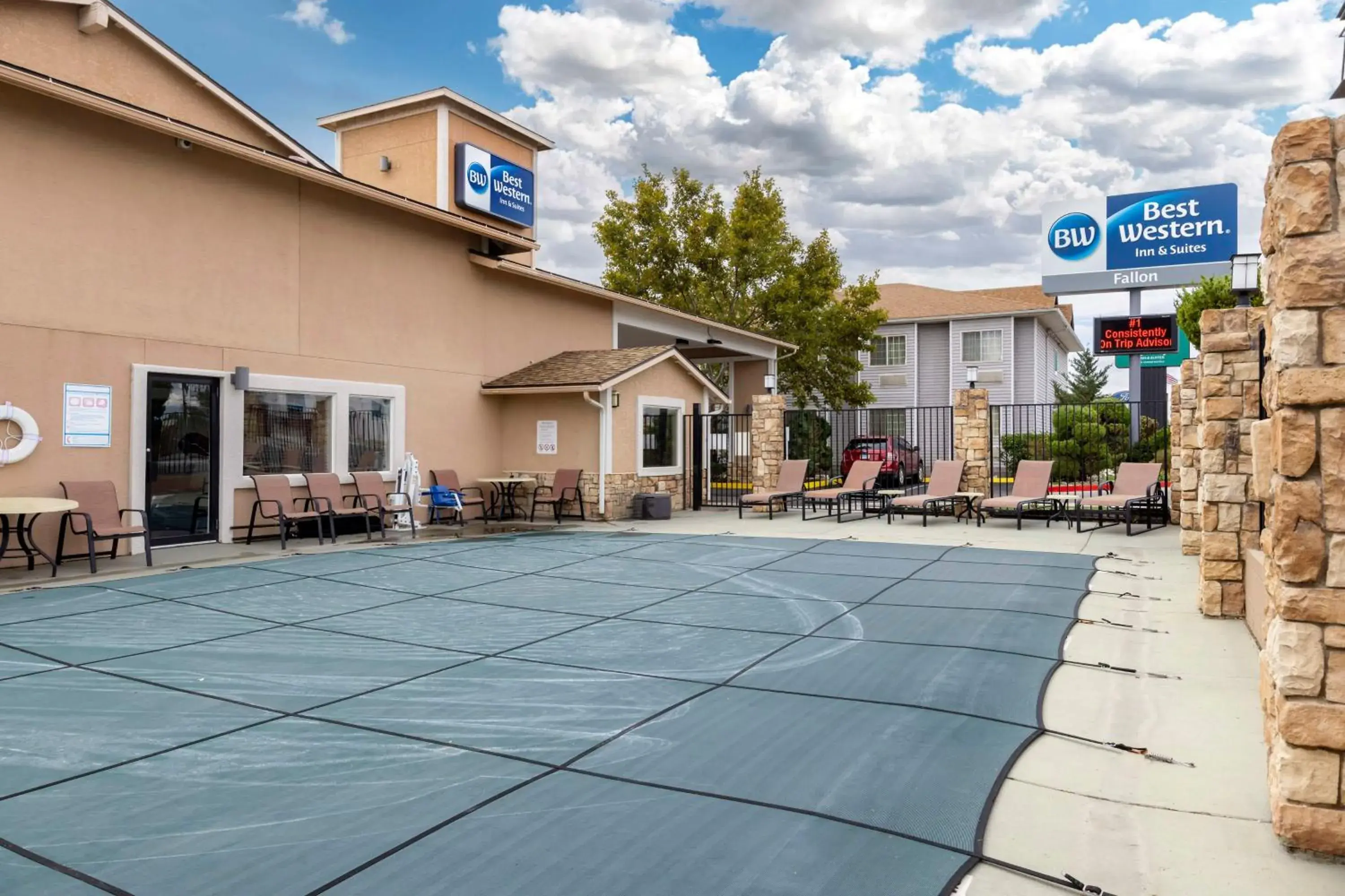 Pool view in Best Western Fallon Inn & Suites Pool view in Best Western Fallon Inn & Suites