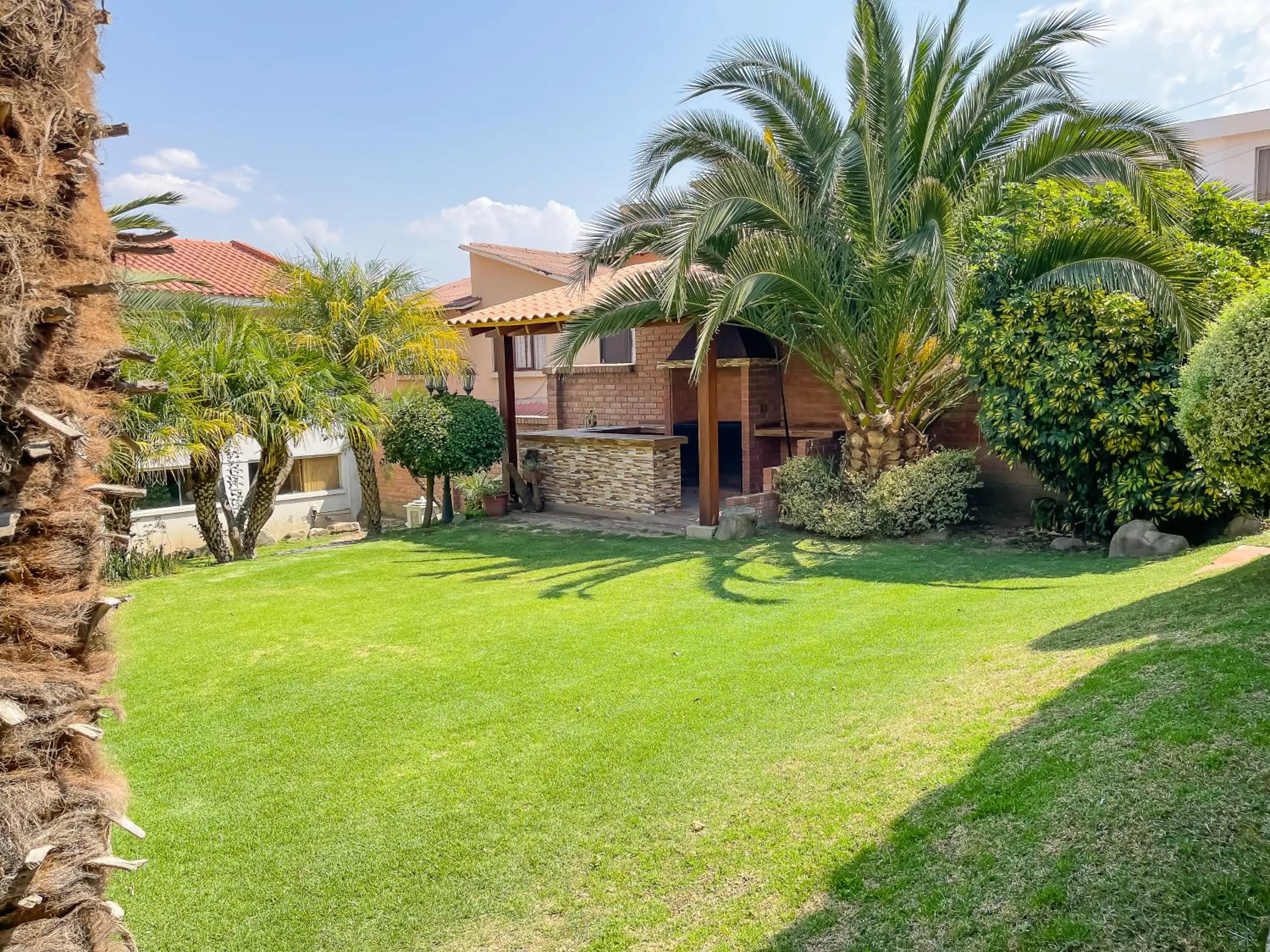 Garden in AVANTI HOTEL & CONVENTION CENTER
