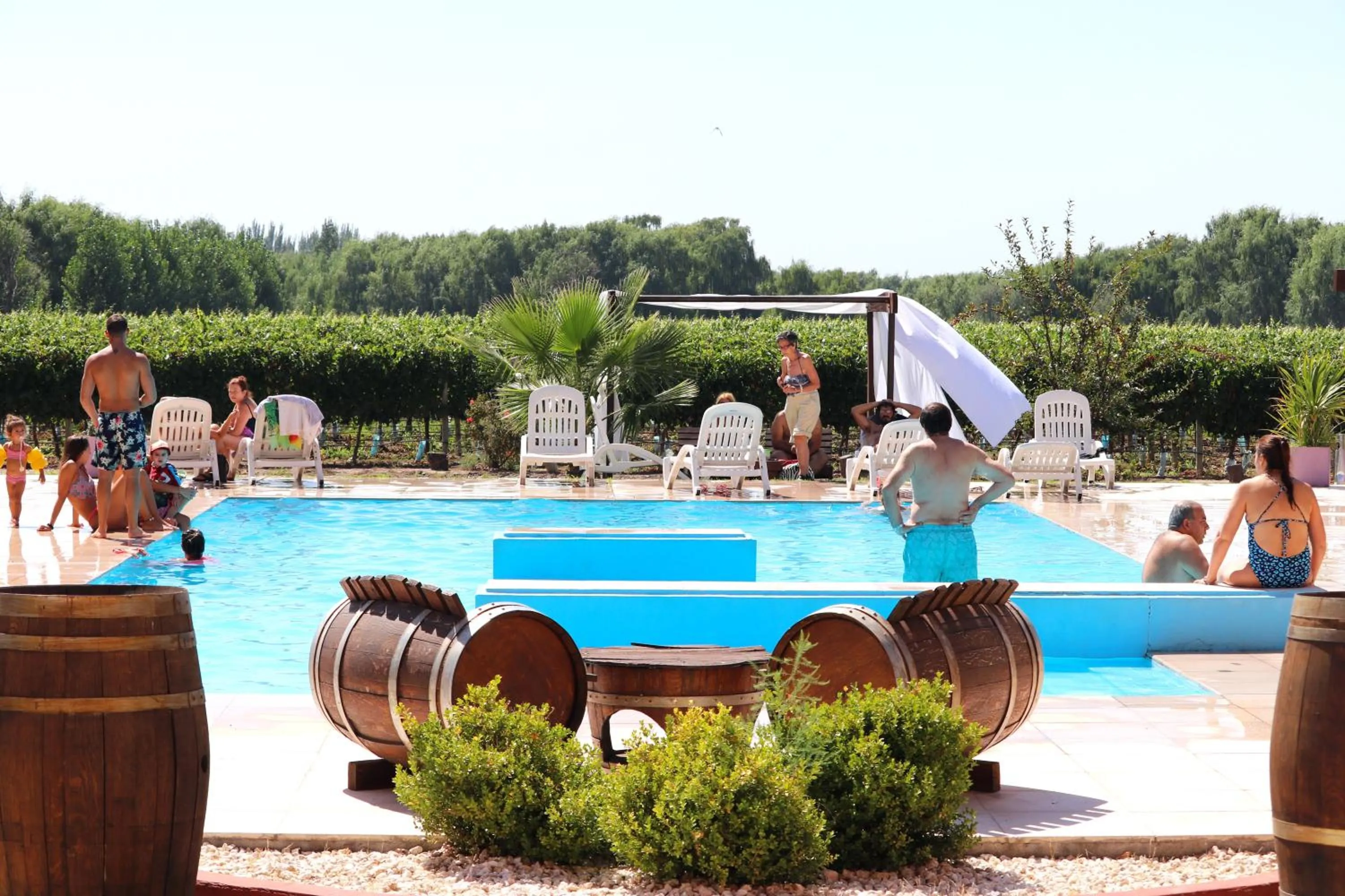 Swimming pool in Fuente Mayor Hotel & Casino