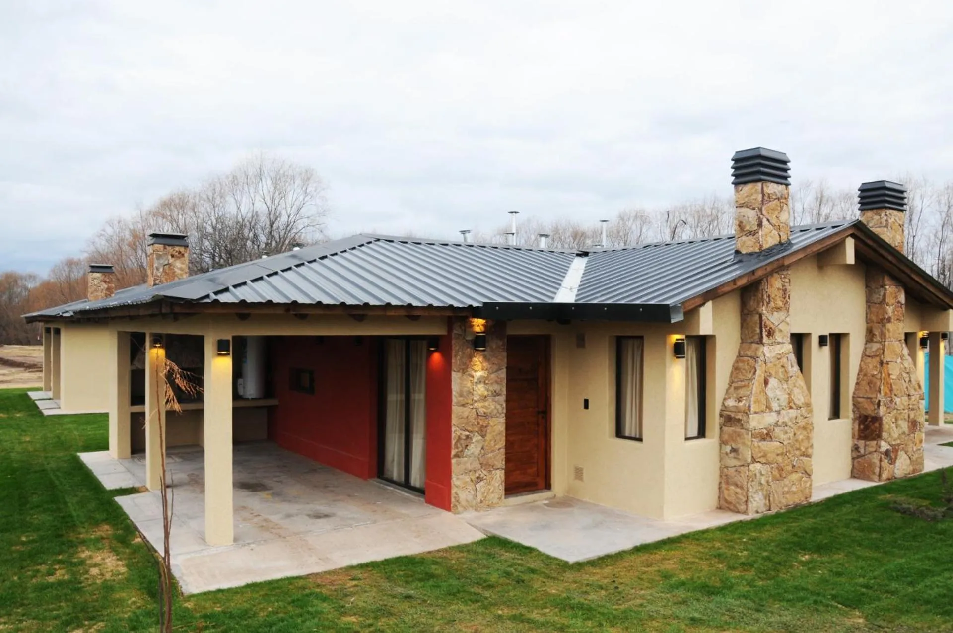 Property building in Fuente Mayor Hotel & Casino