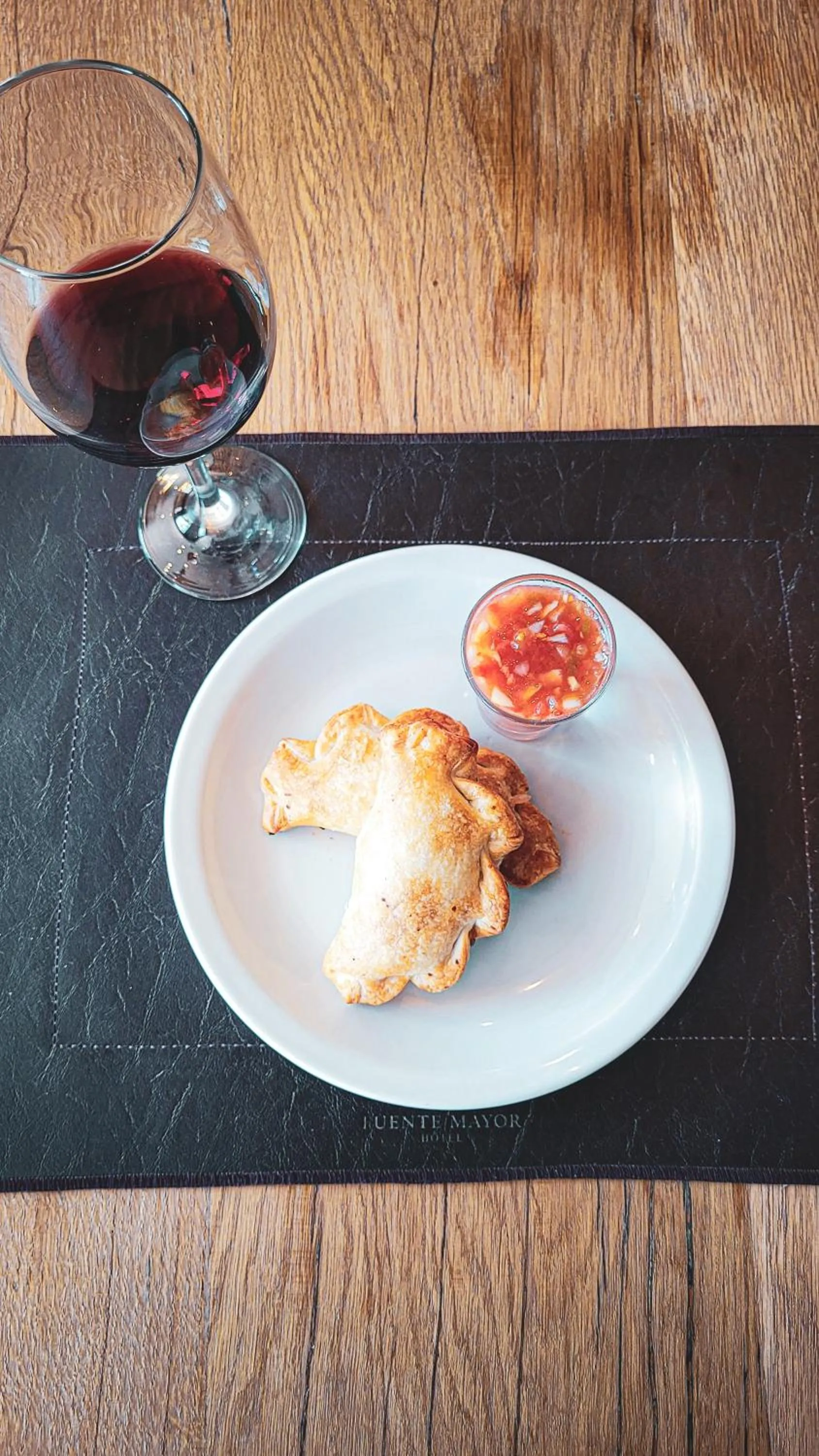 Restaurant/places to eat in Fuente Mayor Hotel & Casino