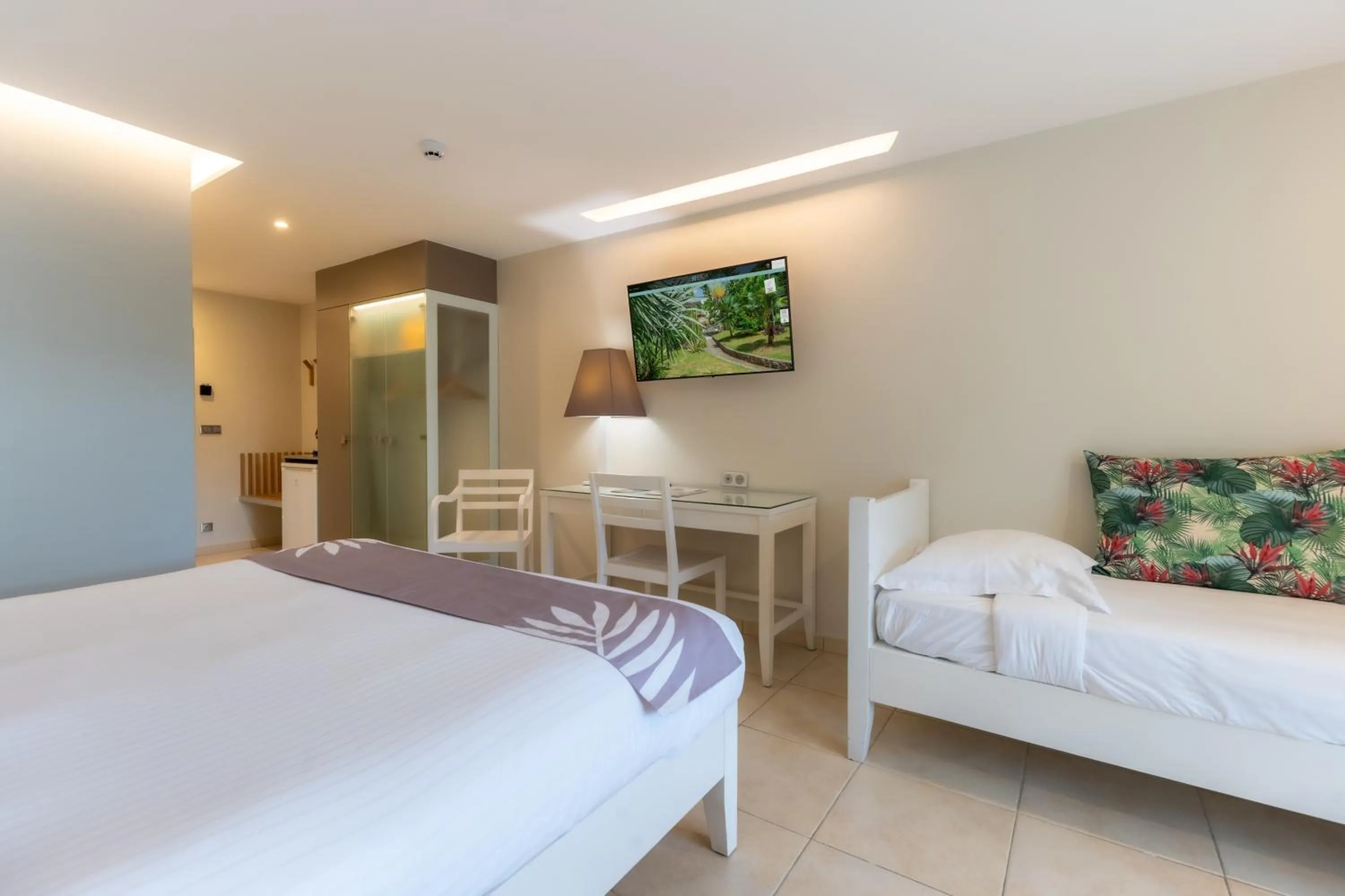 Bed in La Pagerie - Tropical Garden Hotel