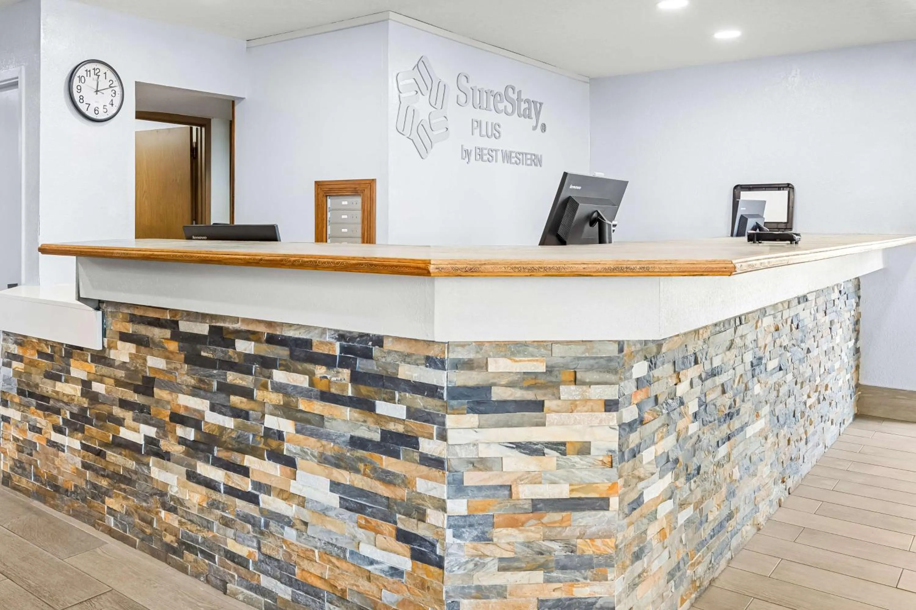 Lobby or reception in SureStay Plus by Best Western Beaumont