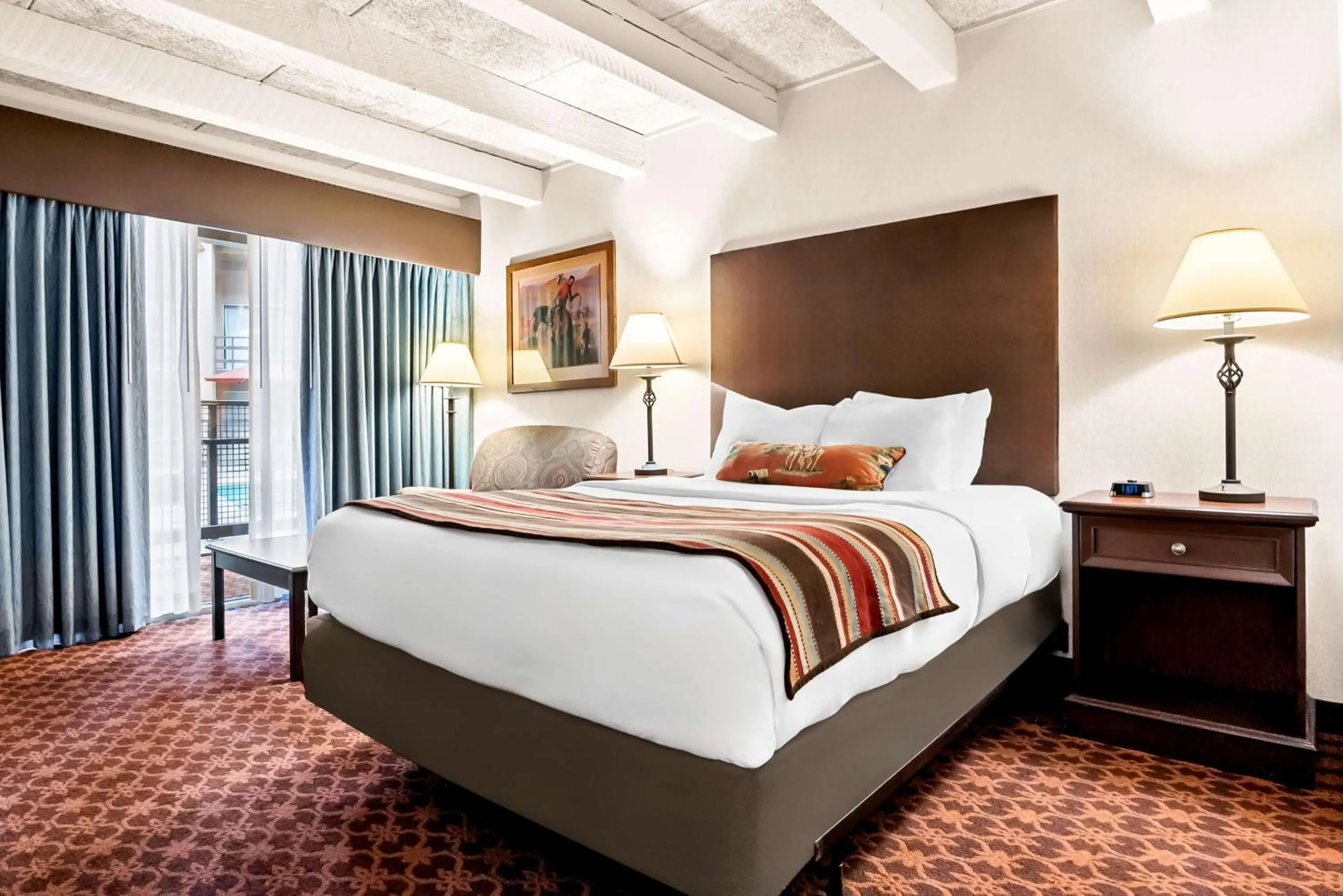 Bedroom, Bed in Best Western Outlaw Inn