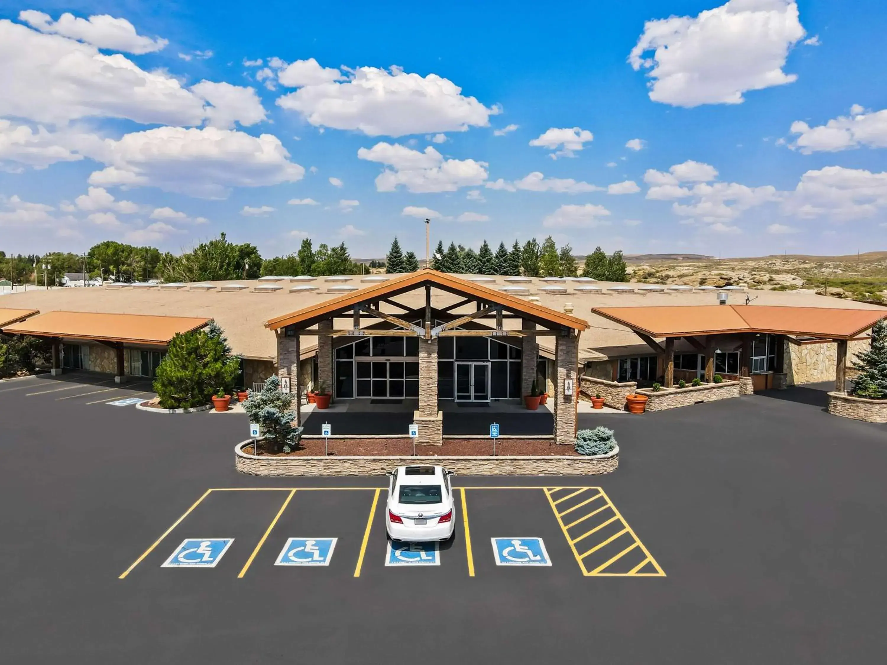 Property building in Best Western Outlaw Inn Property building in Best Western Outlaw Inn