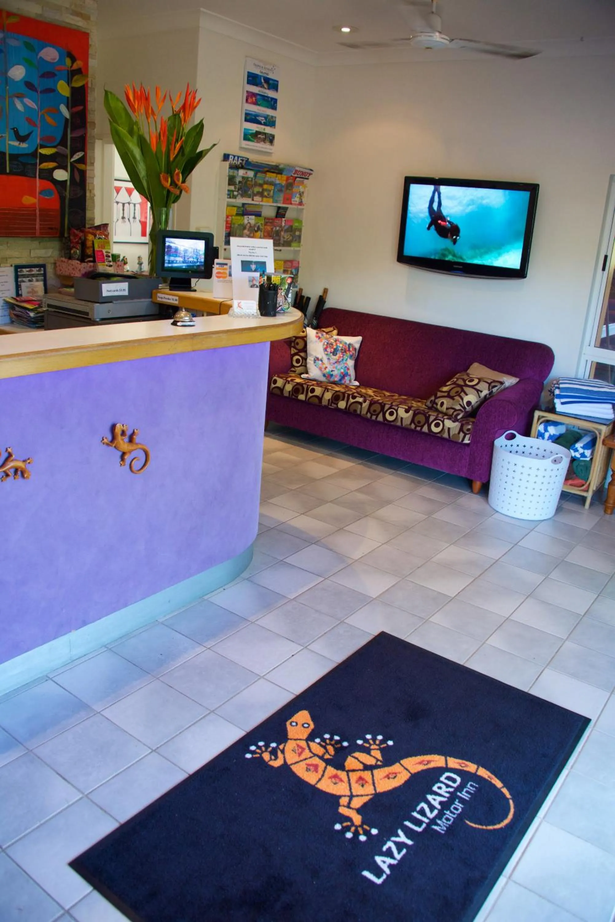 Lobby or reception in Lazy Lizard Motor Inn